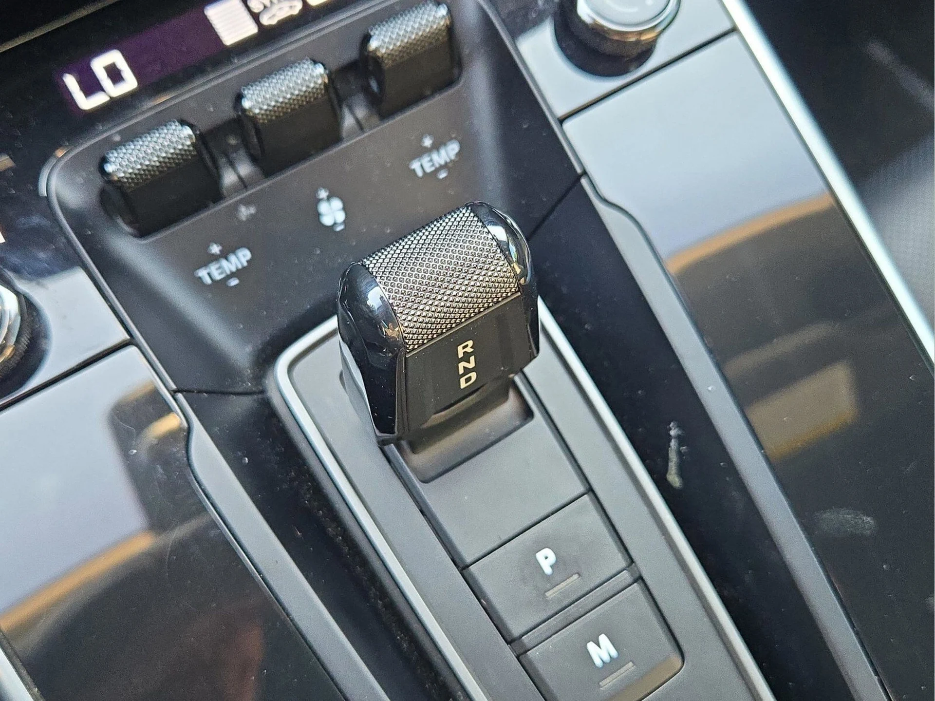 mph036_2133045533_352259112aadc2829527aae4a3e288edx_491da90f50