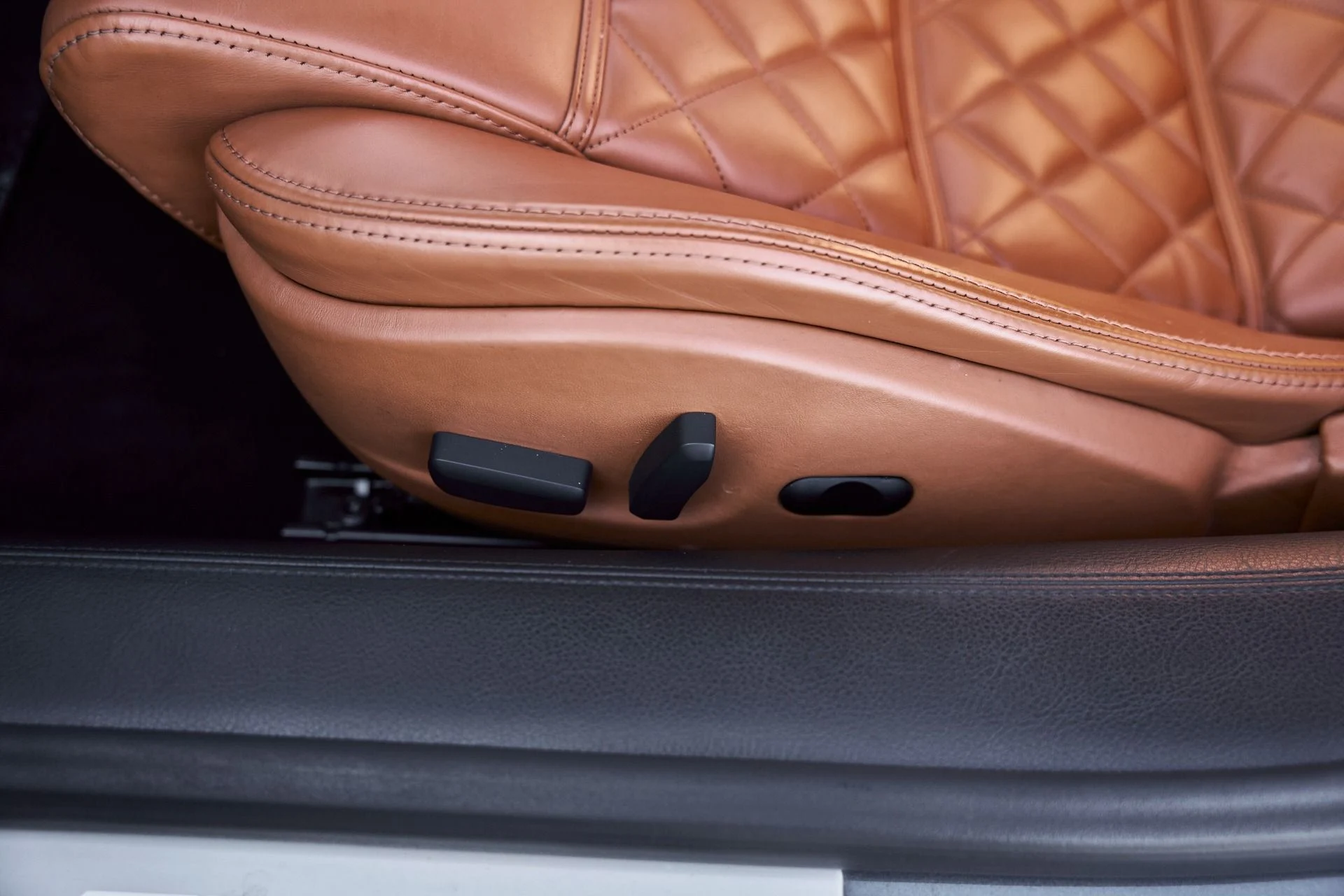 mph036_2133131148_Used_2013_Lamborghini_Gallardo_LP_550_2_1769827017_c0f8e59f29