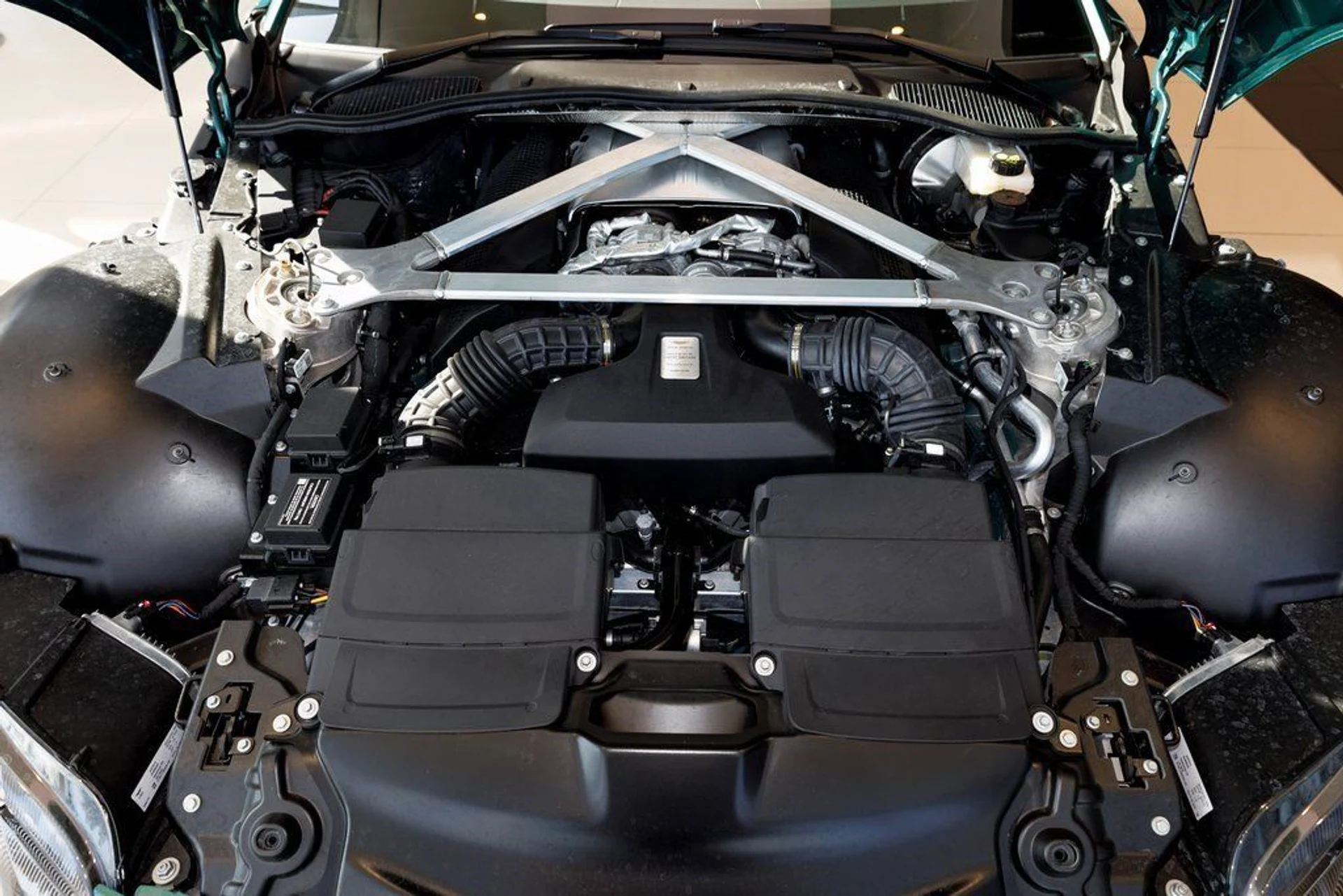 mph036_2135920508_8826b0e84181a5167ccda1999e9b93b8_9cf7ffdab1