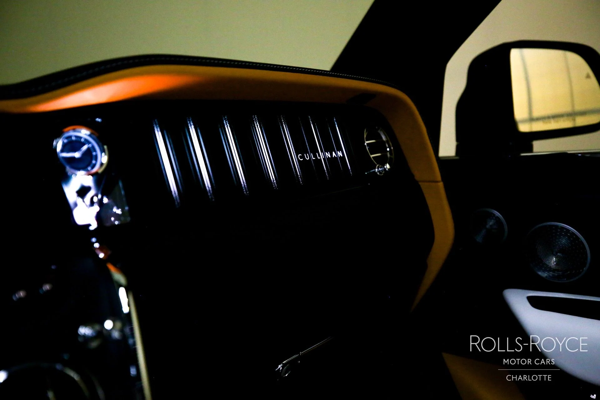 mph036_2137861339_Used_2025_Rolls_Royce_Cullinan_1746196138_fb470bc48a
