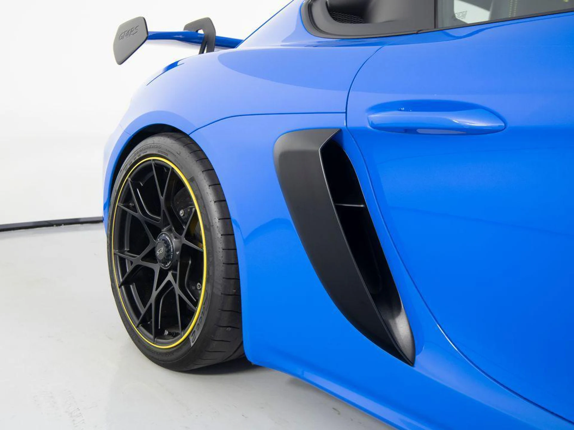 mph036_2140024748_D_nlnw_Fb_GY_6_Ecpk_CK_Qom_Ut_A9io_13ab93d249