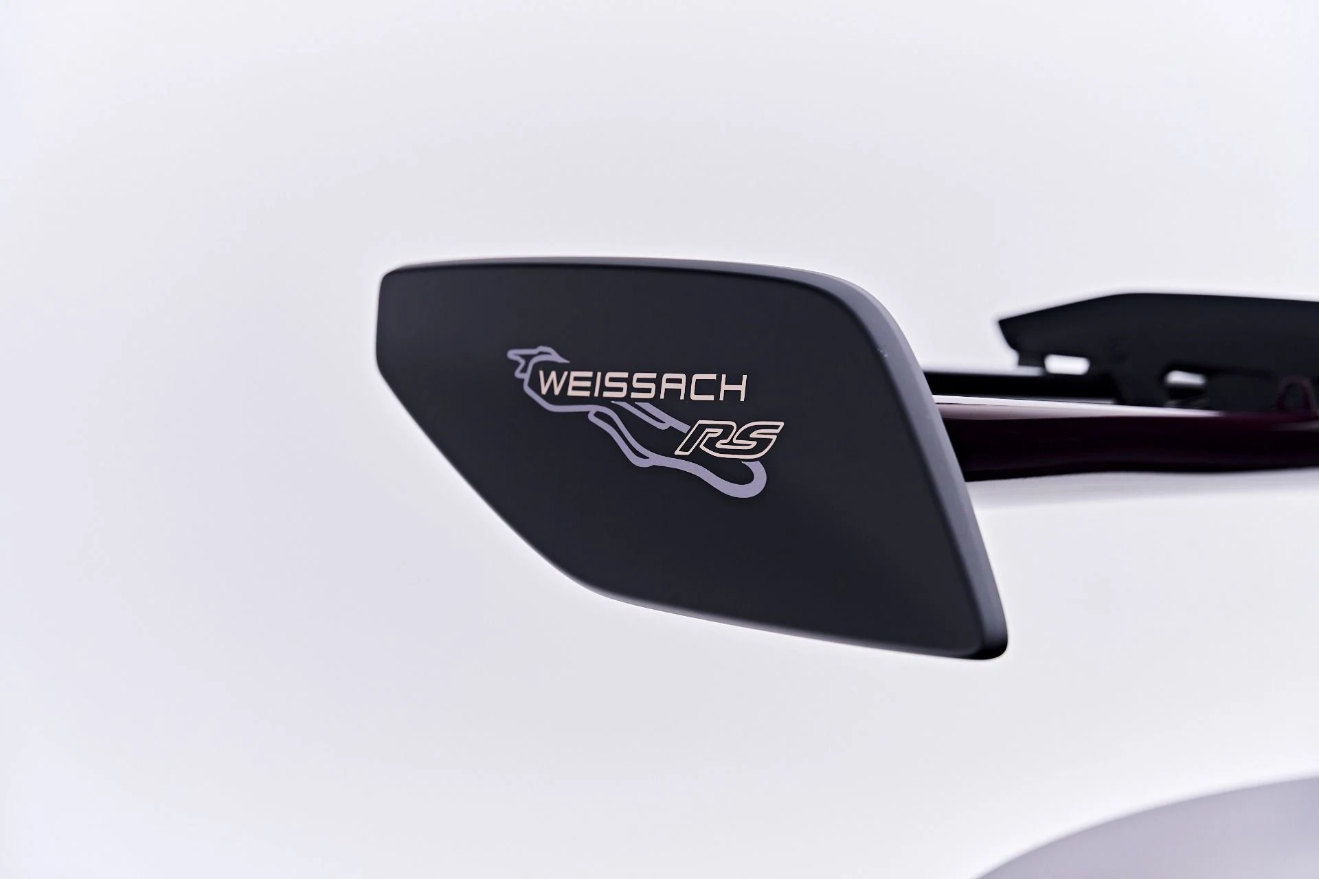 mph036_2140698088_Used_2025_Porsche_911_GT_3_RS_1784854063_54f79f82ca
