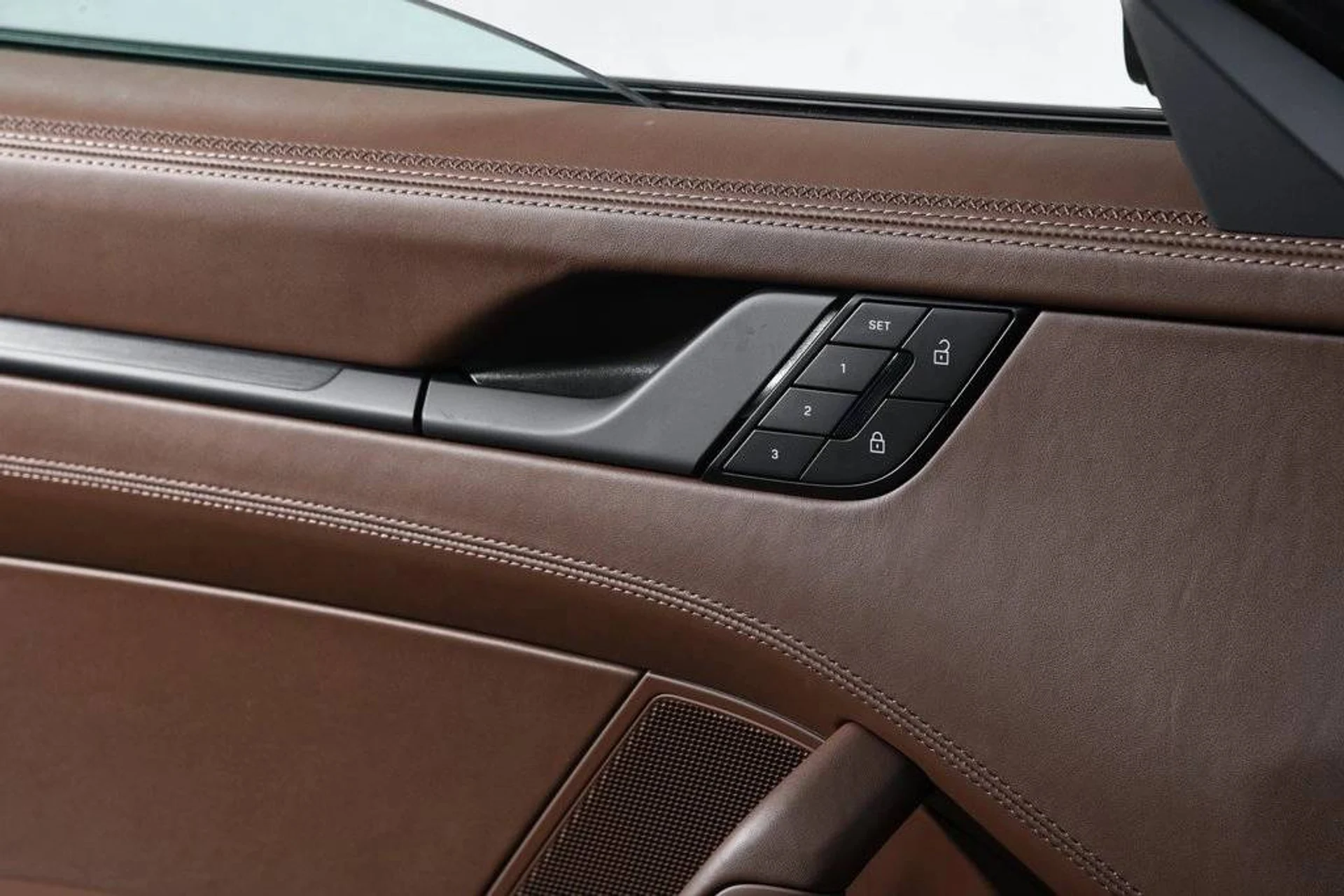 mph036_2155515_da760b583590a900a27516f60252b0d2x_96ecc6bcf8