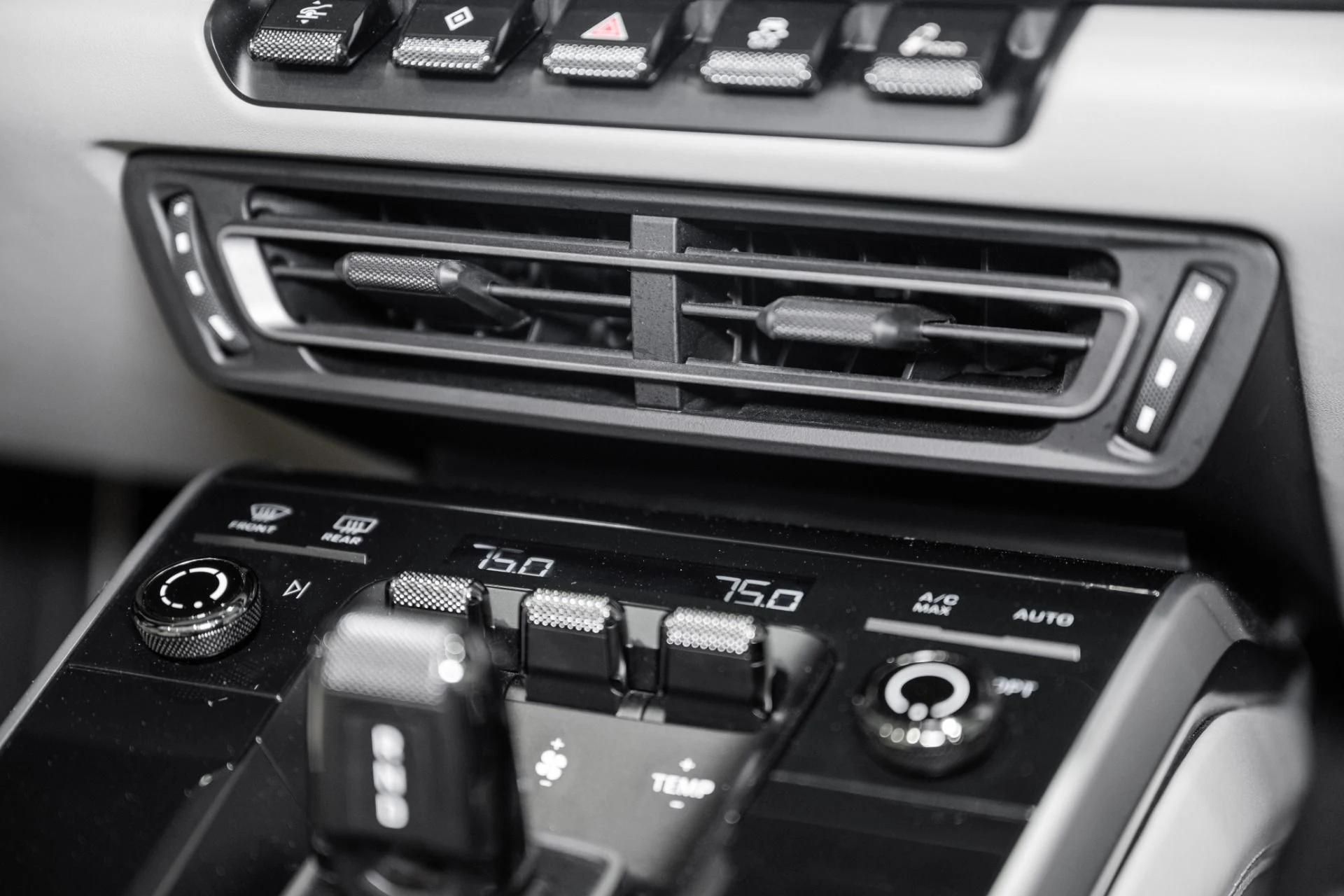 mph036_2166829380_Used_2021_Porsche_911_Turbo_S_1775321937_2400d580a2