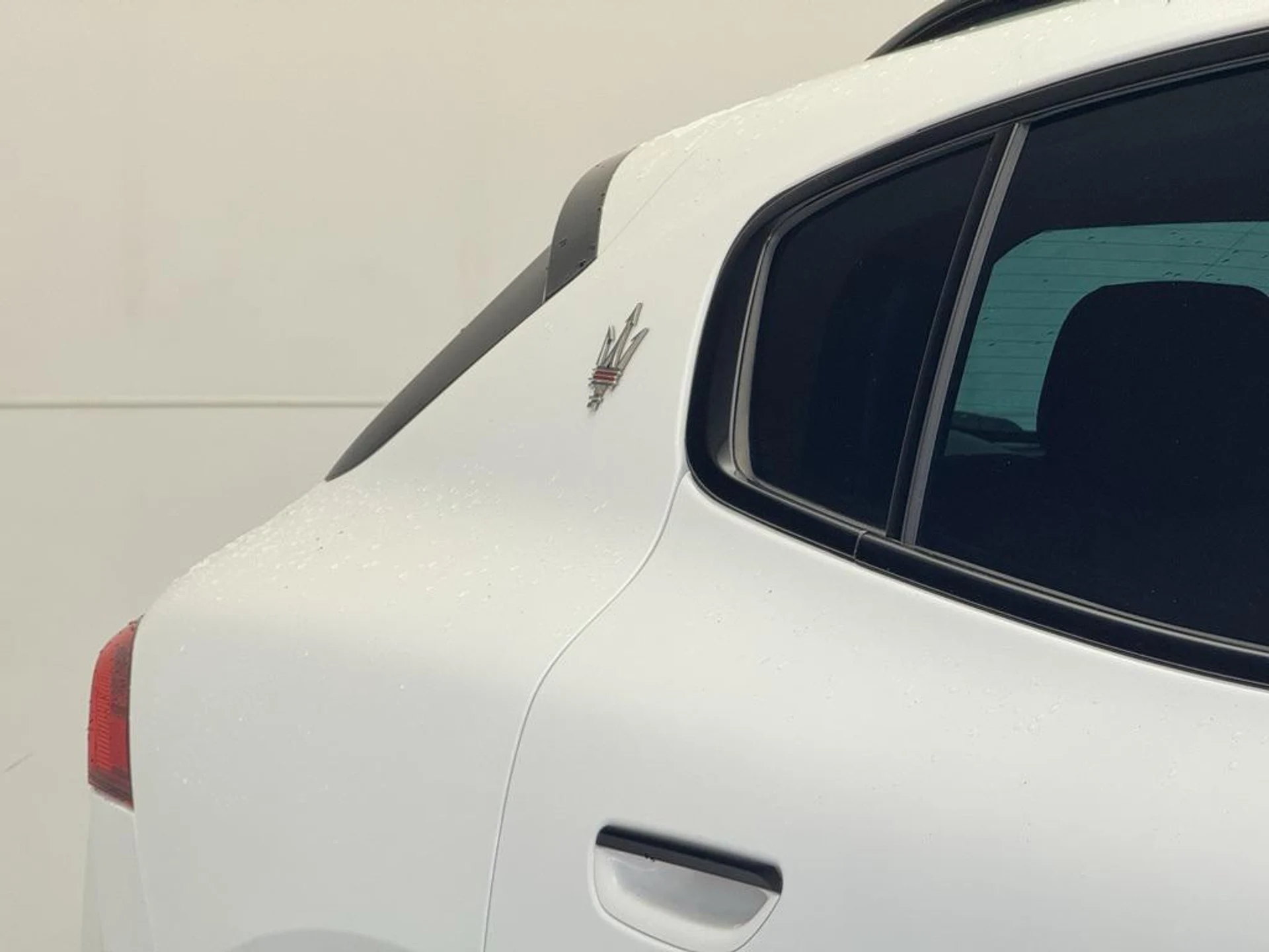 mph036_2200051050_O_Rr_Lp_Q_Bp_Ps_c_Bi1u_Ih_P5je_Fn_EGE_d696726f17