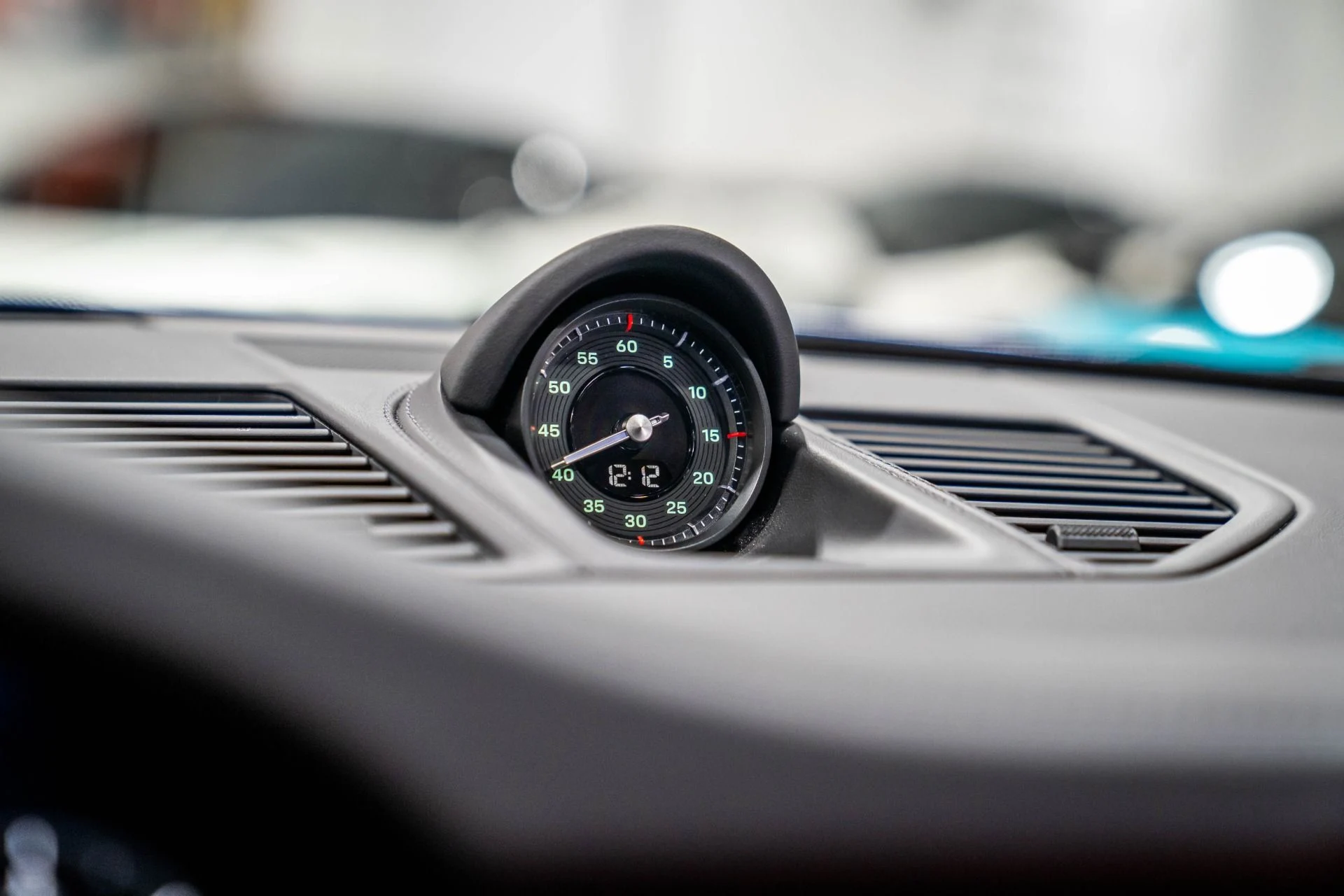 mph036_2200096701_Used_2024_Porsche_911_ST_5341963_1766128393_edd811ec3d