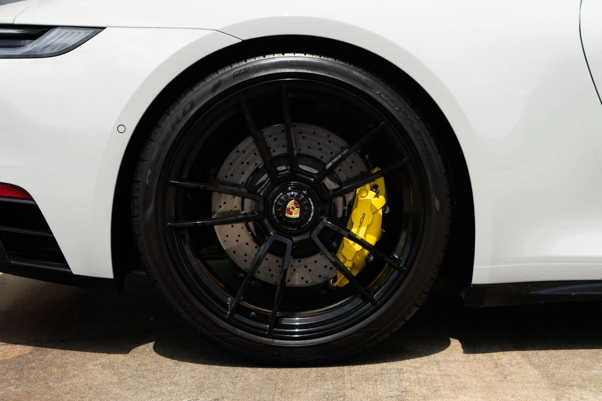 mph036_2201429769_Used_2022_Porsche_911_Carrera_GTS_1782754796_95c2da9651