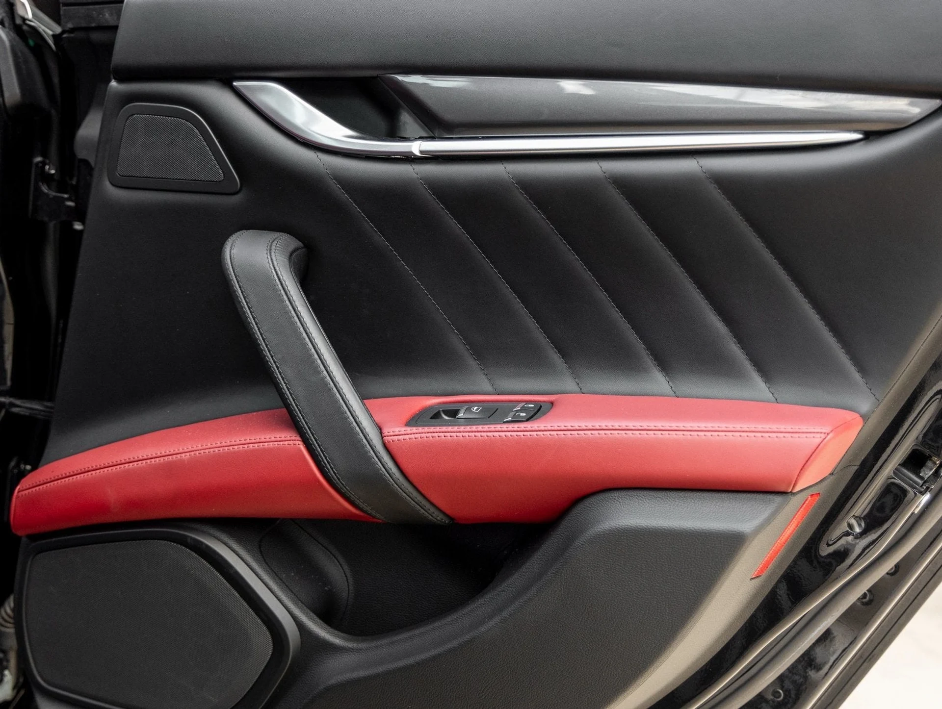 mph036_2215910359_37_c3429996f9