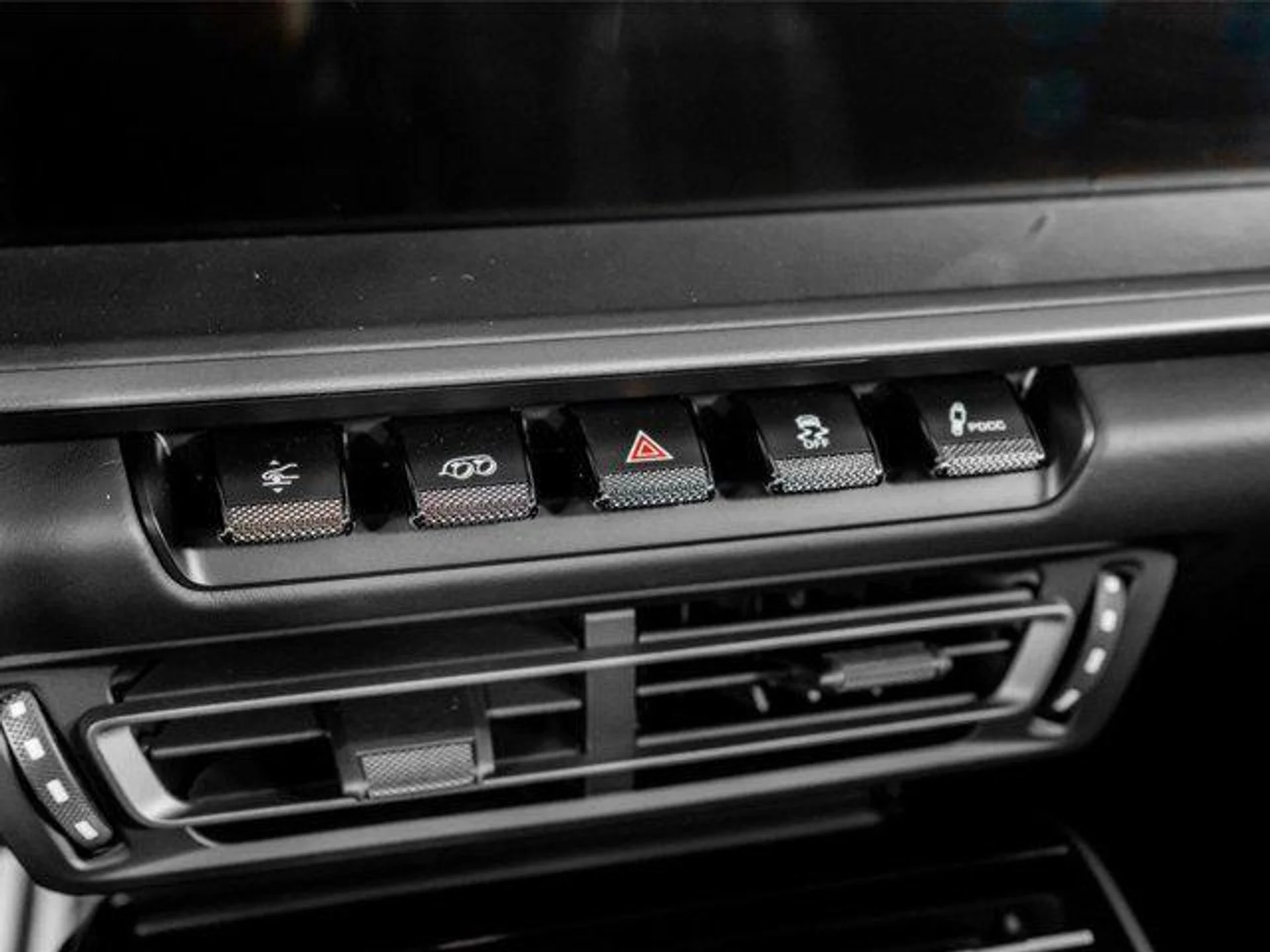 mph036_2235624046_H698l4e4_Zf7_NAZ_Rfp_P_Lzwg5r_R_4_7254cce9b9