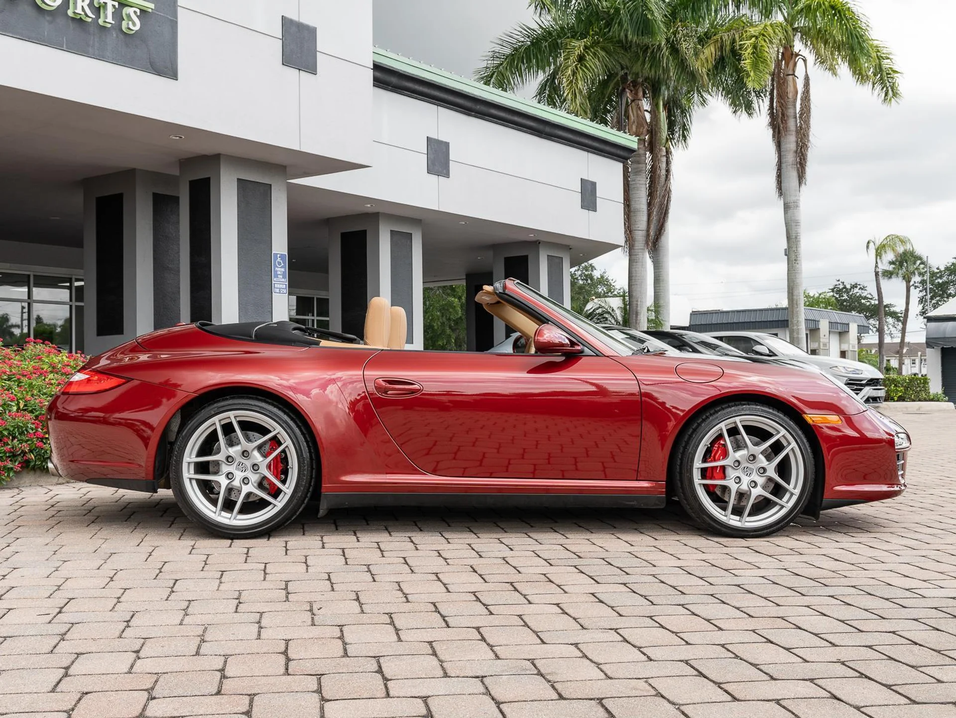 mph036_2235863304_Used_2009_Porsche_911_Carrera_4_S_1783026738_25b25de194