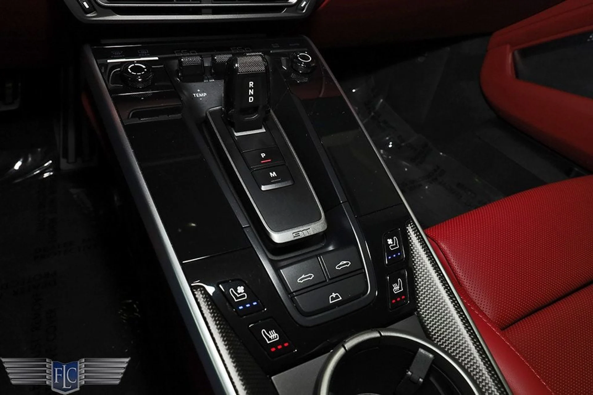 mph036_2239442103_used_2024_porsche_911_turboscabriolet_9689_22937048_37_1024_aad56db122