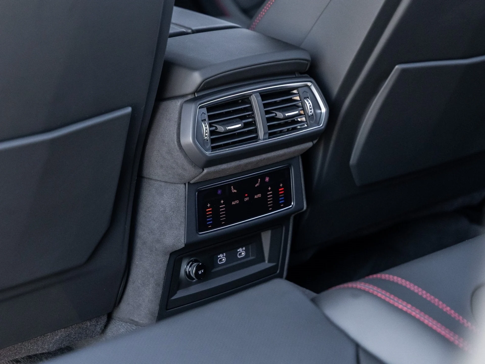 mph036_2239549206_37_3642d6d4ed