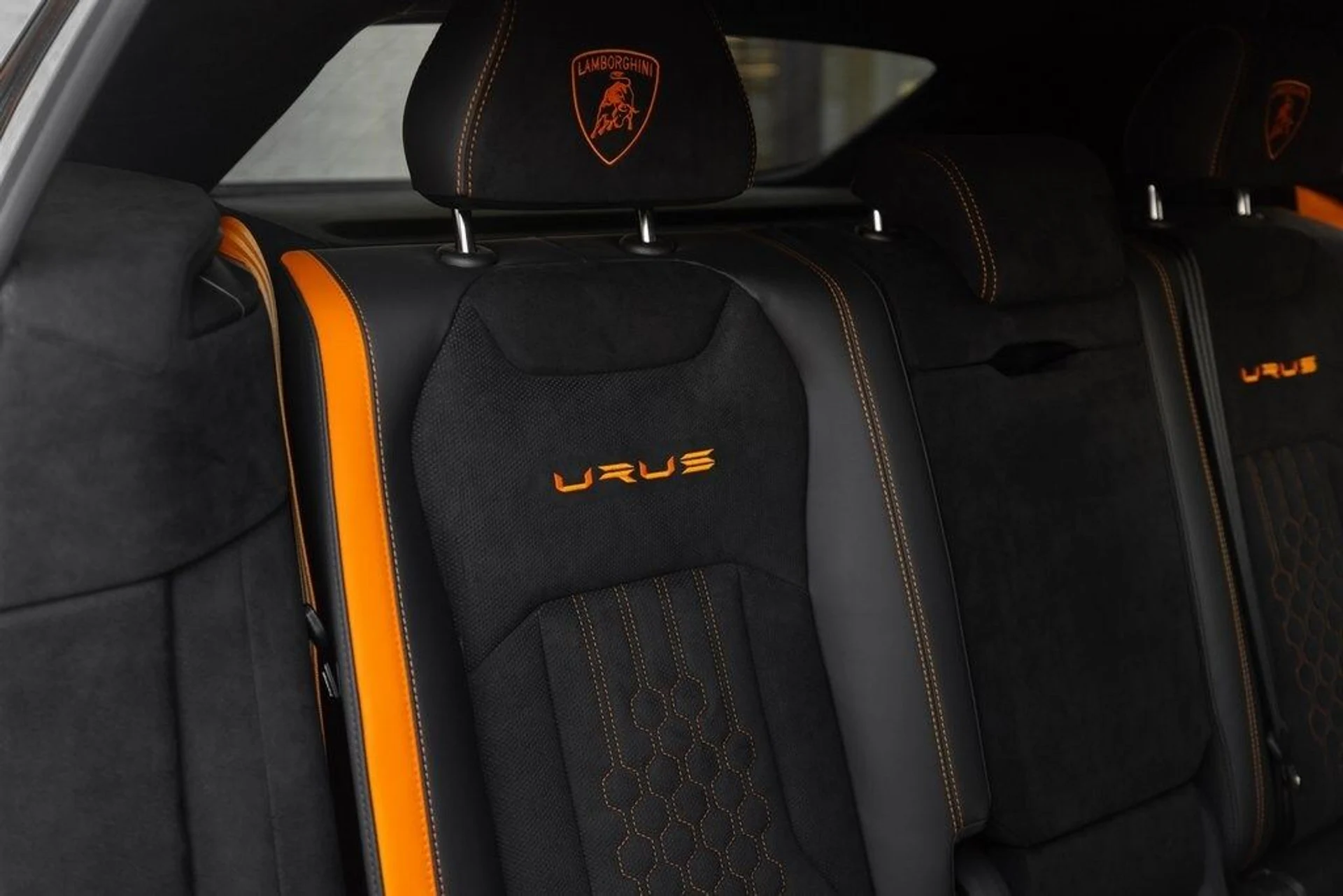 mph036_224113801_2dc463466e6dc74cc82b9a500b6a4e17x_f92a4031ea