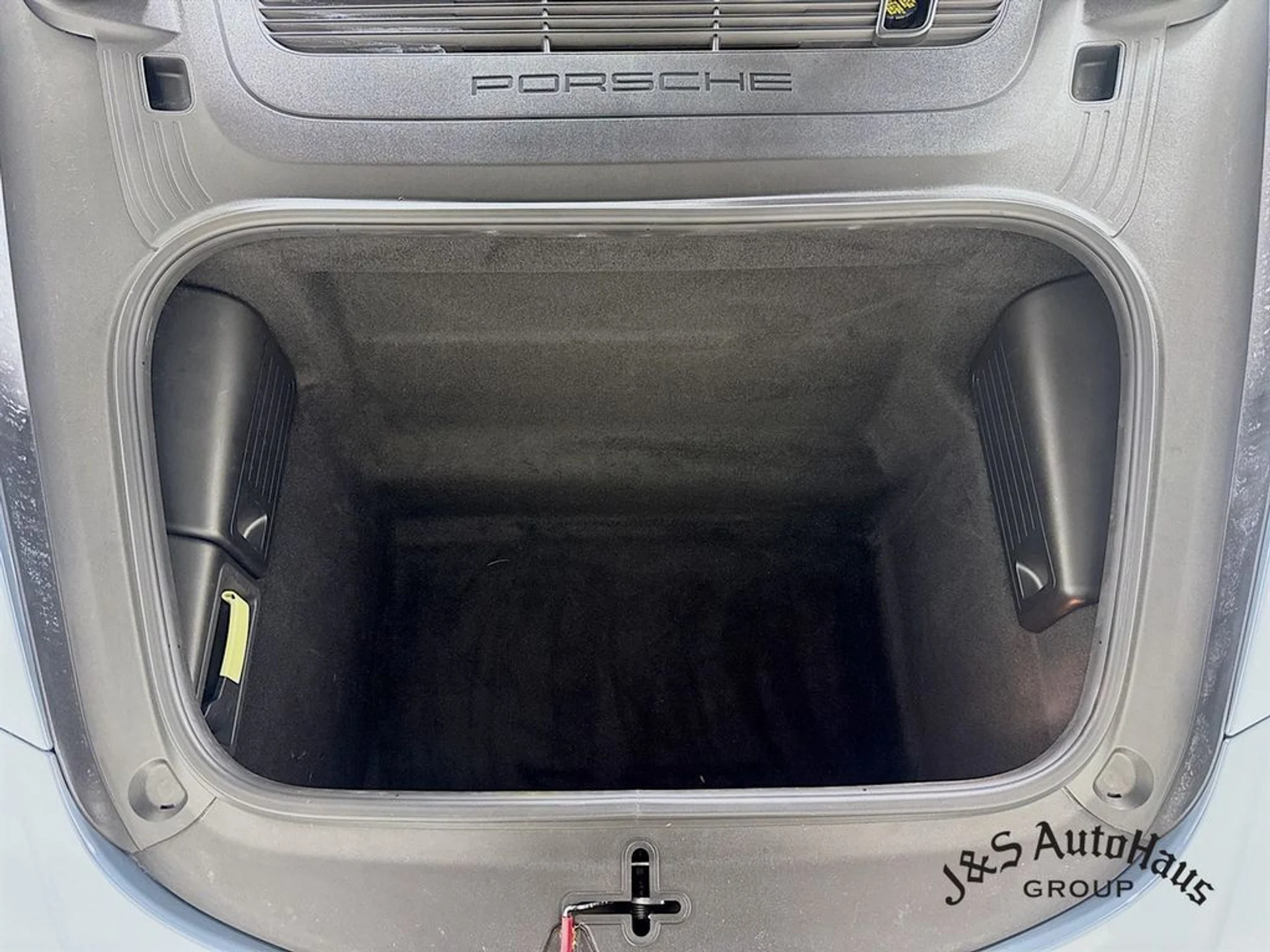 mph036_224594128_lg3pu301ppc03fab3u74i3kakyjd_0d5aedccd6