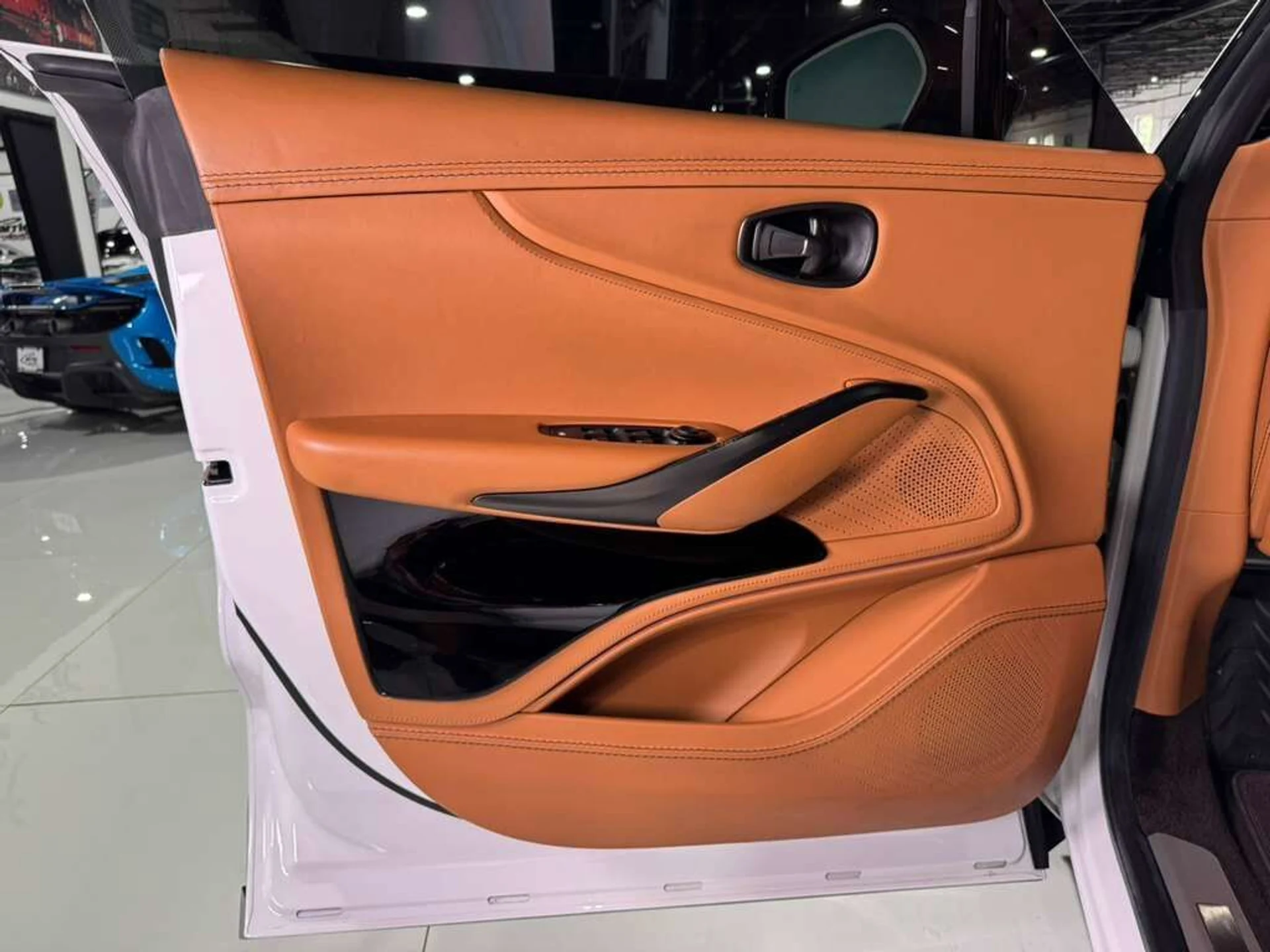 mph036_2249384672_ff8e2ccbfb71bfeec1375091b0795e93_59da1a3e3a