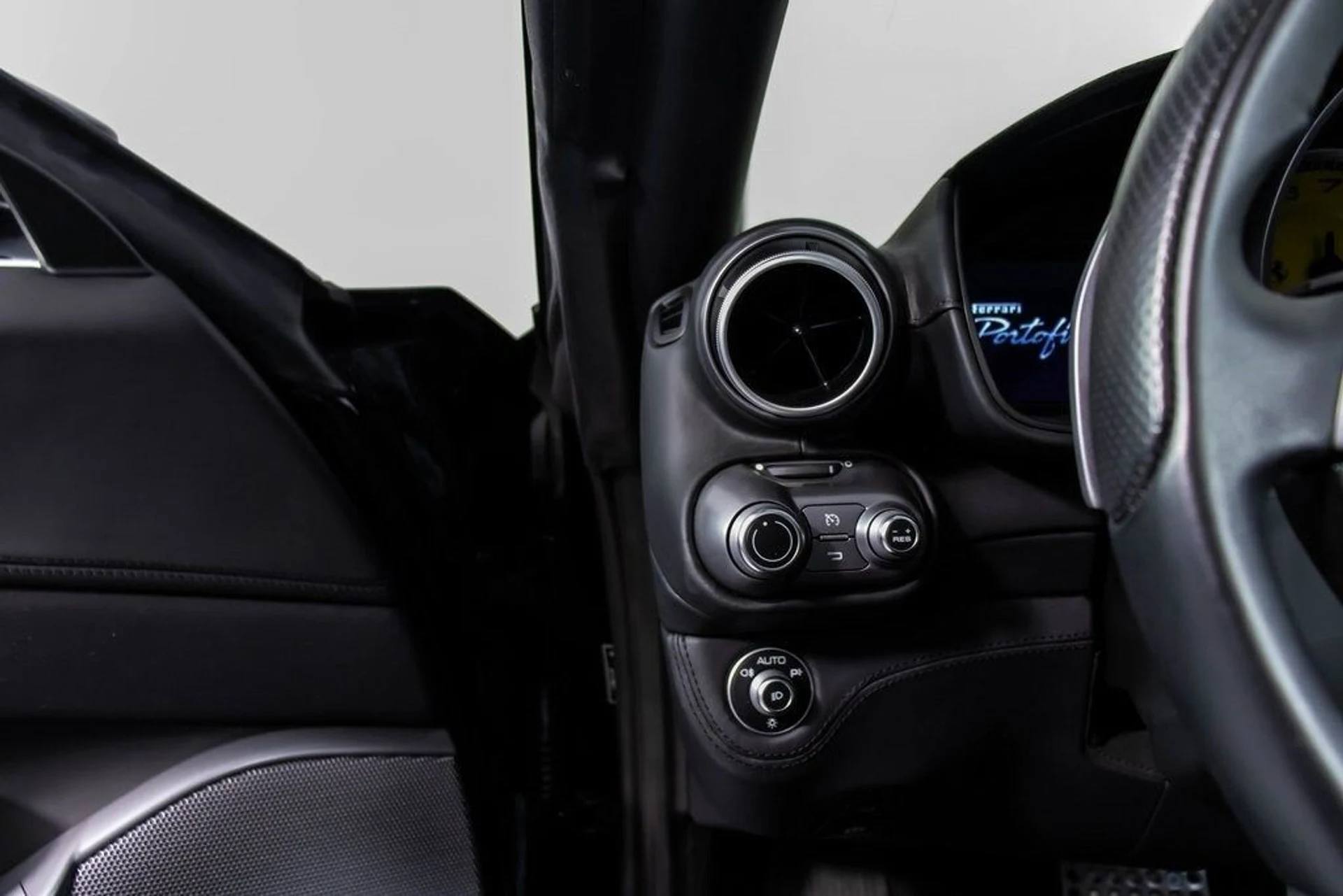 mph036_2265665365_733b4c16782cc82c4a76096a57c0b8cex_d9ffde8b31