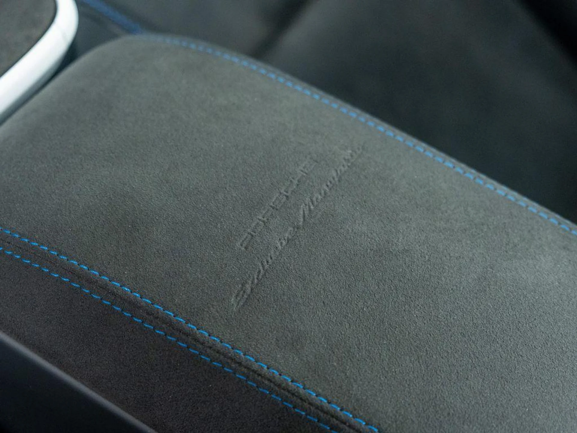 mph036_2277042870_5jq9gk1i_AF_3_Rnq_P35_M76rpvzkd_Y_b444b8d4fb