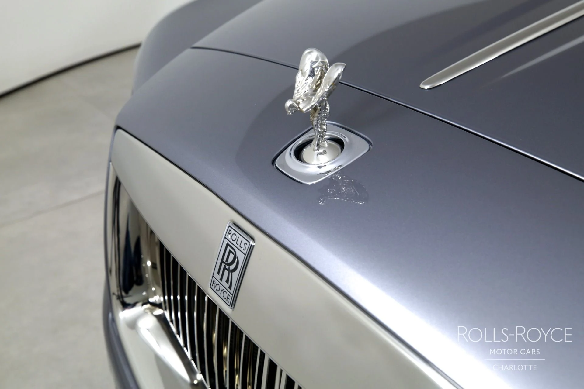 mph036_2277743441_Used_2018_Rolls_Royce_Dawn_1789143044_f69d44b553