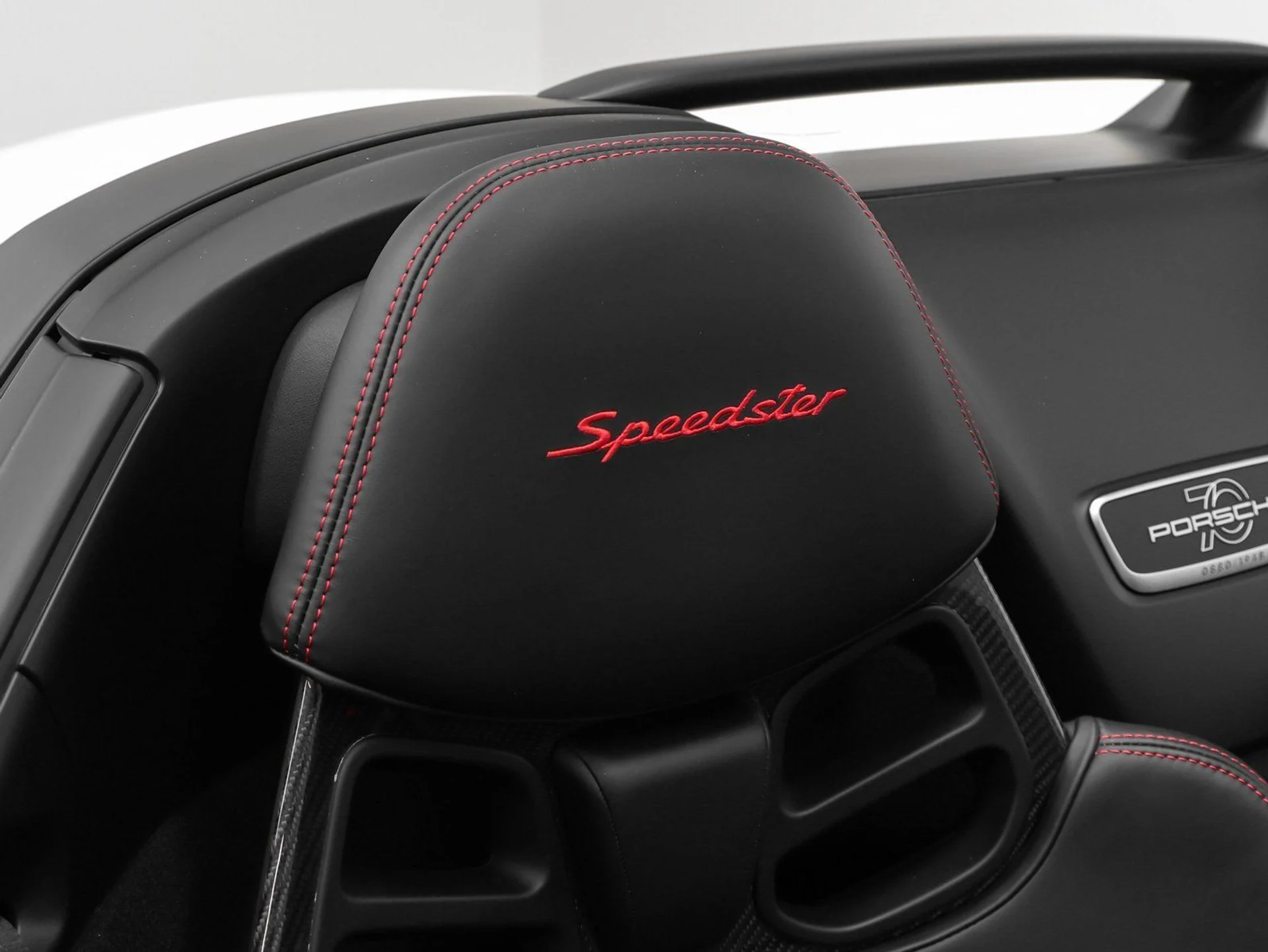 mph036_2281511176_37_003008746a