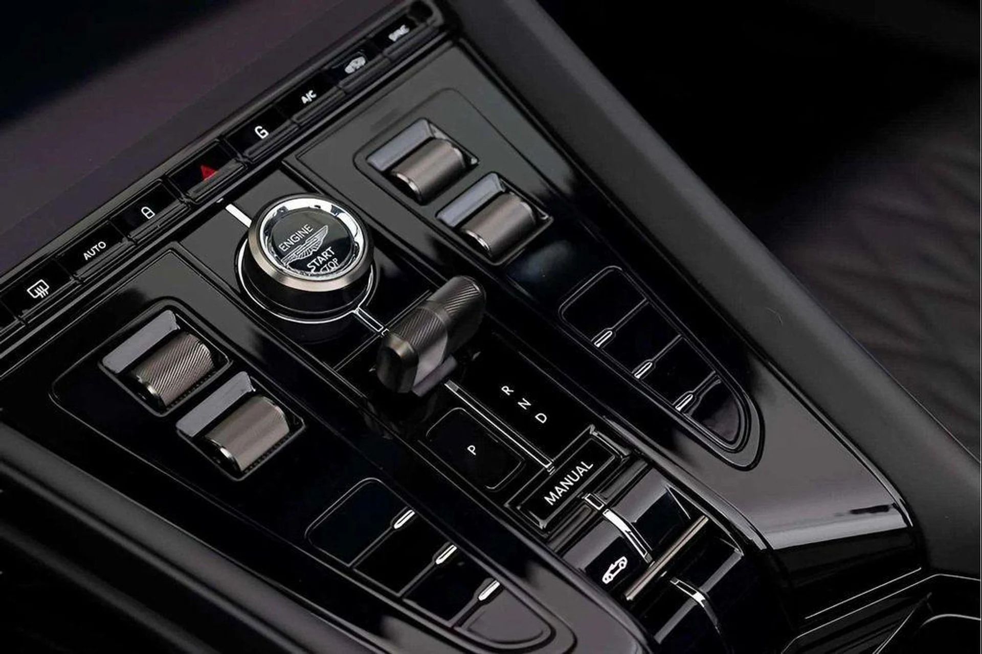 mph036_2286119092_FVR_0_OGO_Md_Tr_E7c_MXNE_Arzk_Sq_K1w_ca4c478d4a