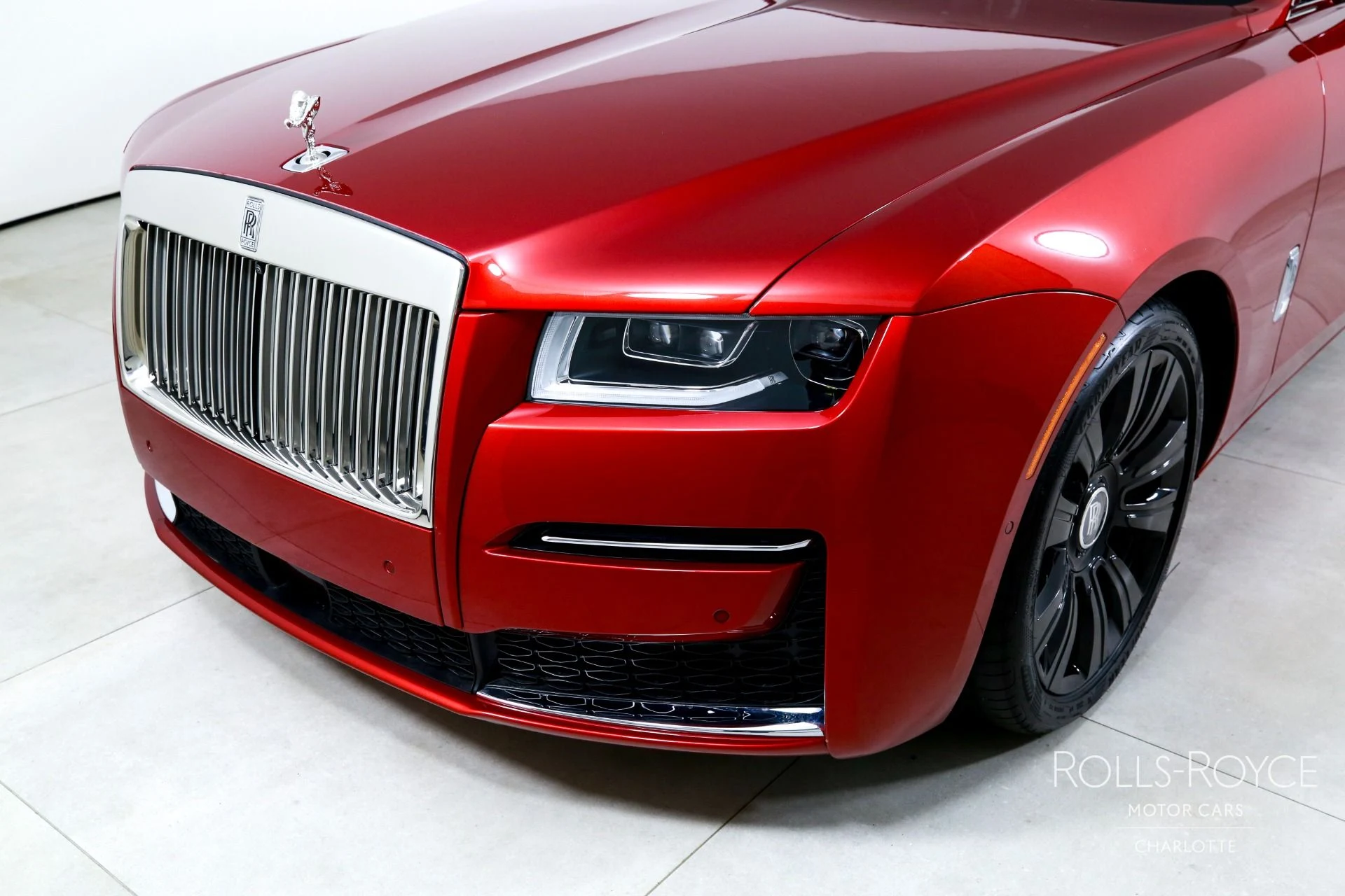 mph036_2294599570_Used_2024_Rolls_Royce_Ghost_1751554518_90dd55dc86