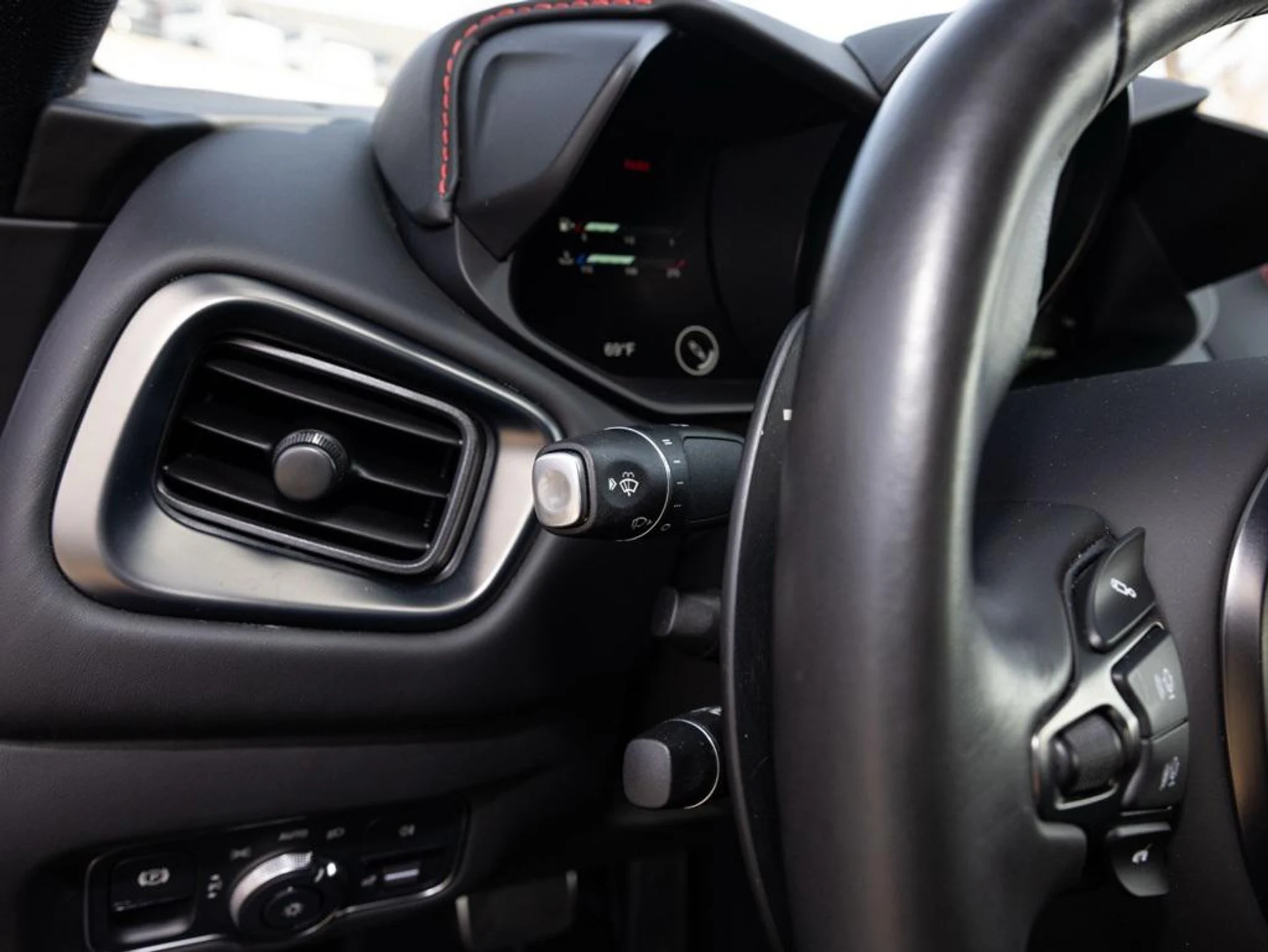 mph036_2295365172_470516215_691df03bc20baac2a82c0da5_33c4954f06