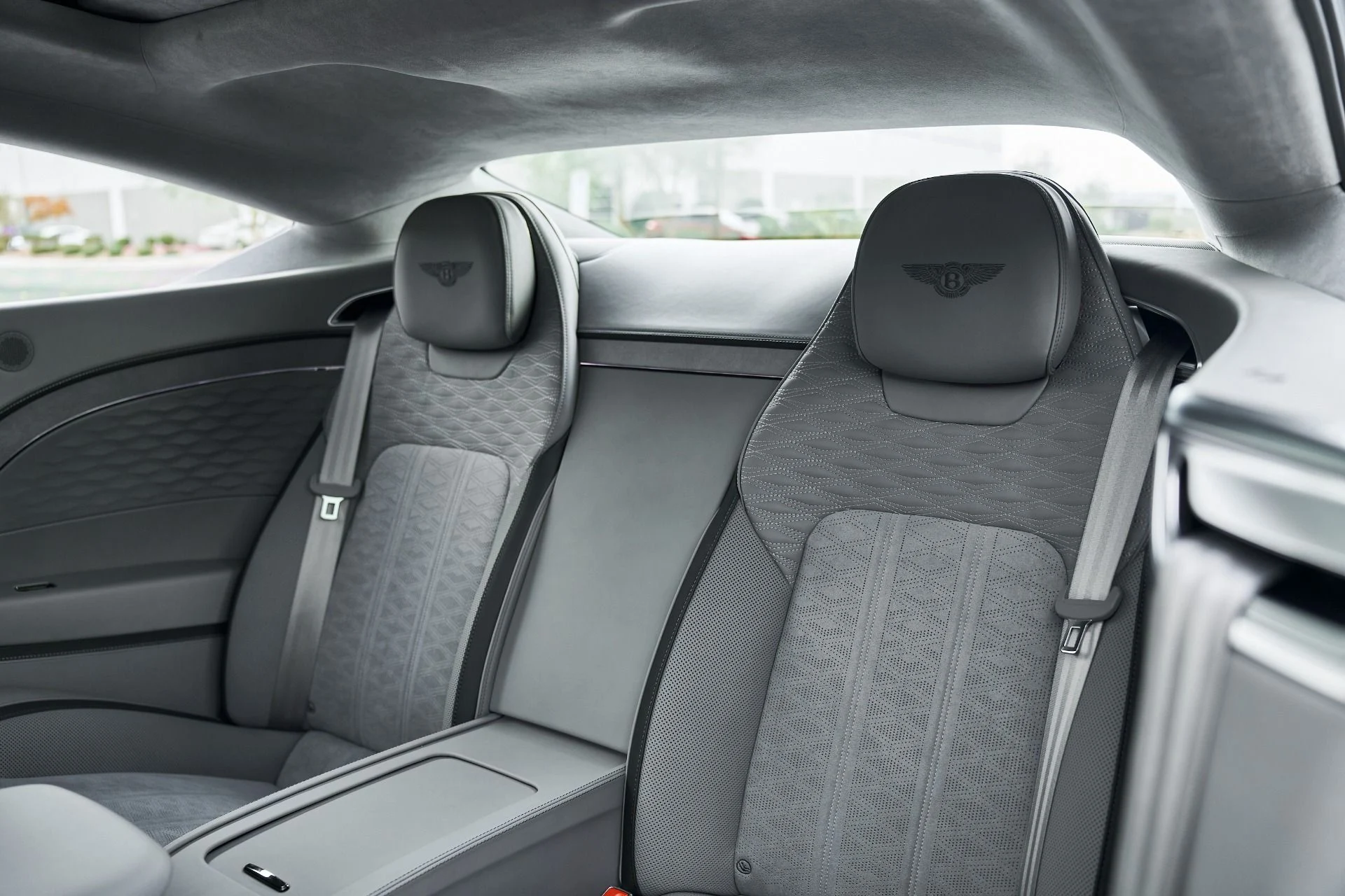 mph036_2297522611_Used_2025_Bentley_Continental_GT_Speed_1763168635_e0ca59ac4e