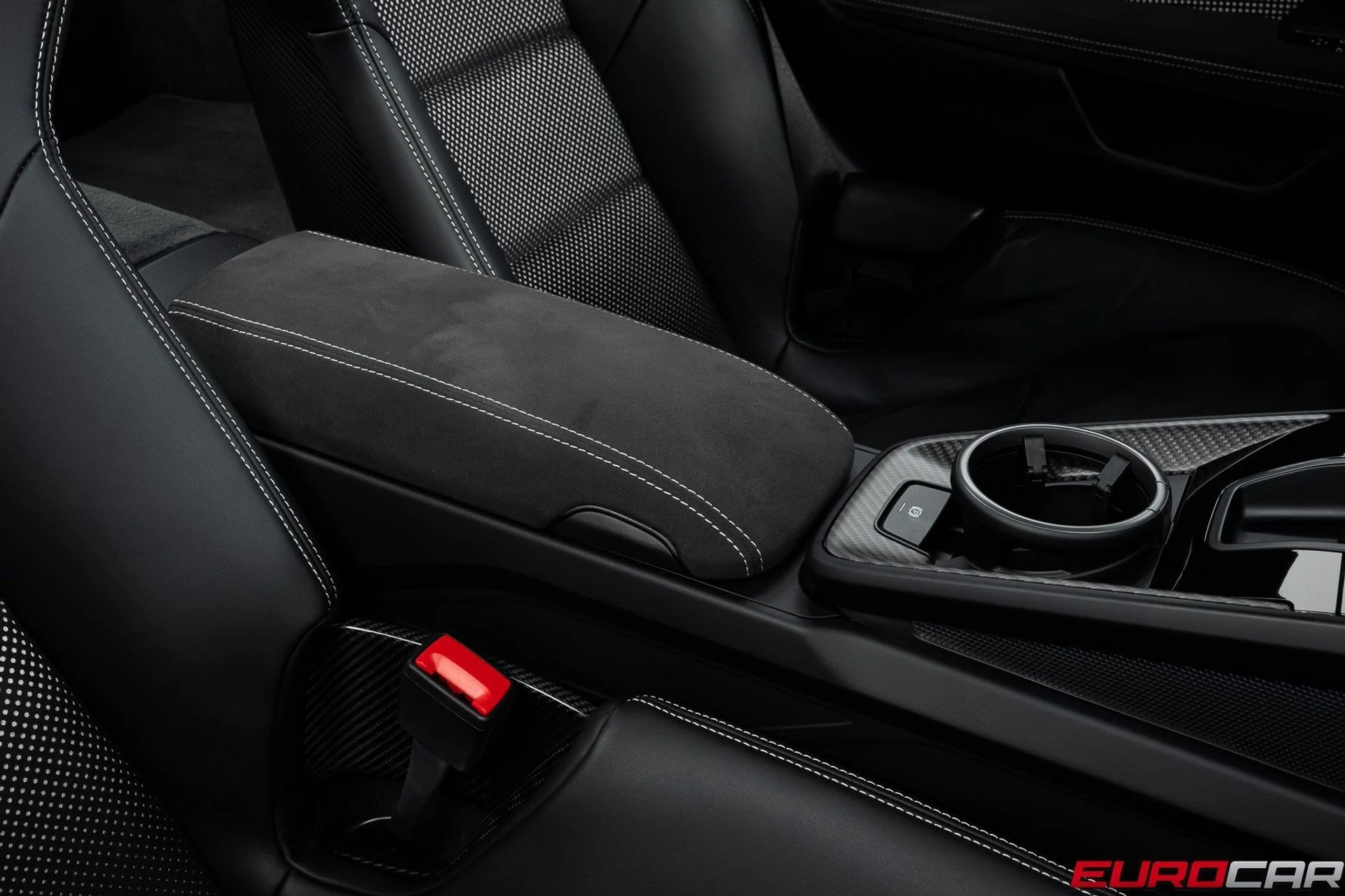 mph036_2301258933_image_37_3e862e7fca