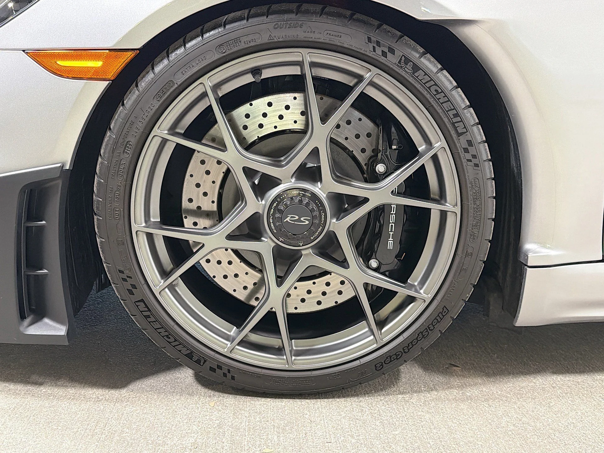 mph036_2313397604_adb23670f676a3494f8dd70a69fea0e0_fc2ca8815b