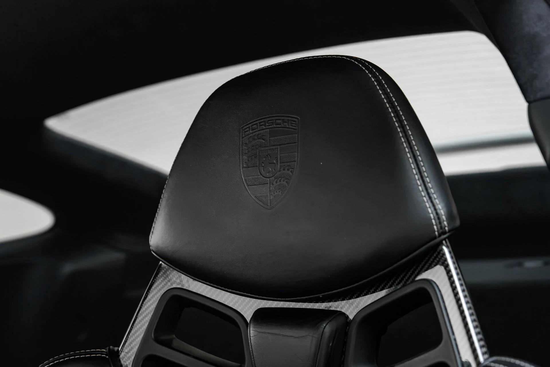 mph036_2315911065_Used_2018_Porsche_911_GT_3_1786143736_5f9f2f3d28