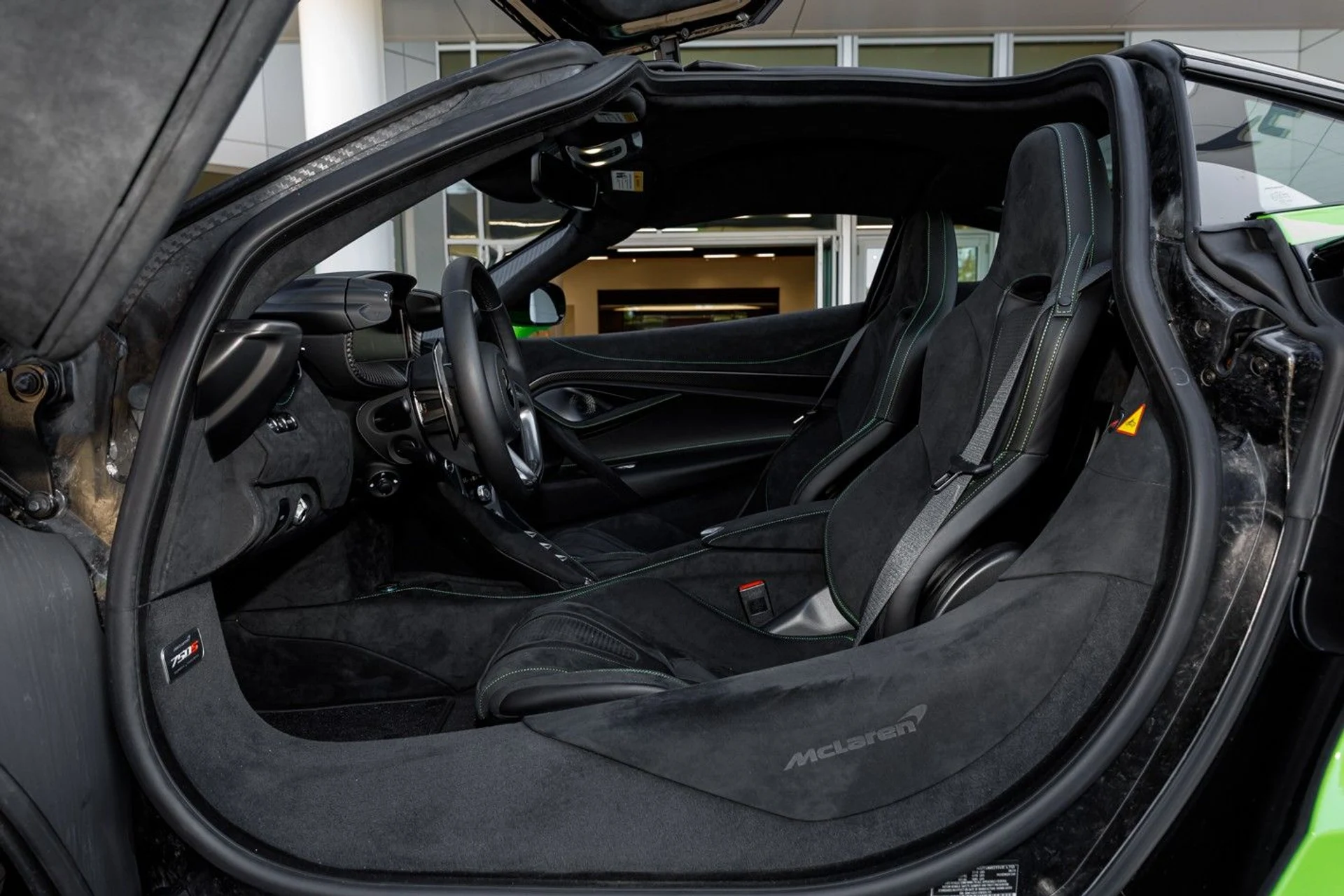 mph036_2317115735_668_p37_l_f09ec61cf8