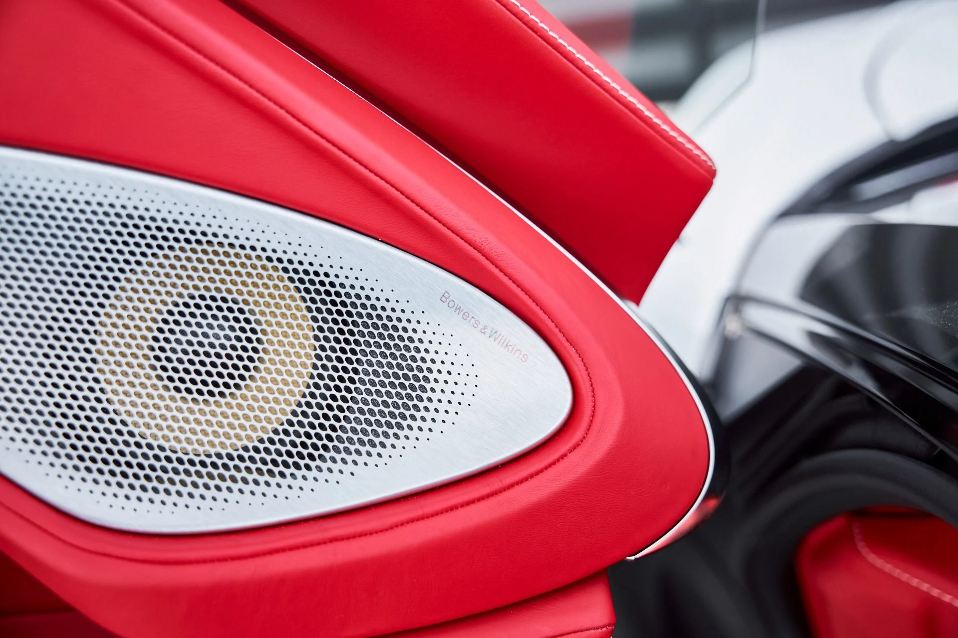 mph036_2321139696_Used_2025_Mc_Laren_GTS_1769482149_47740da091