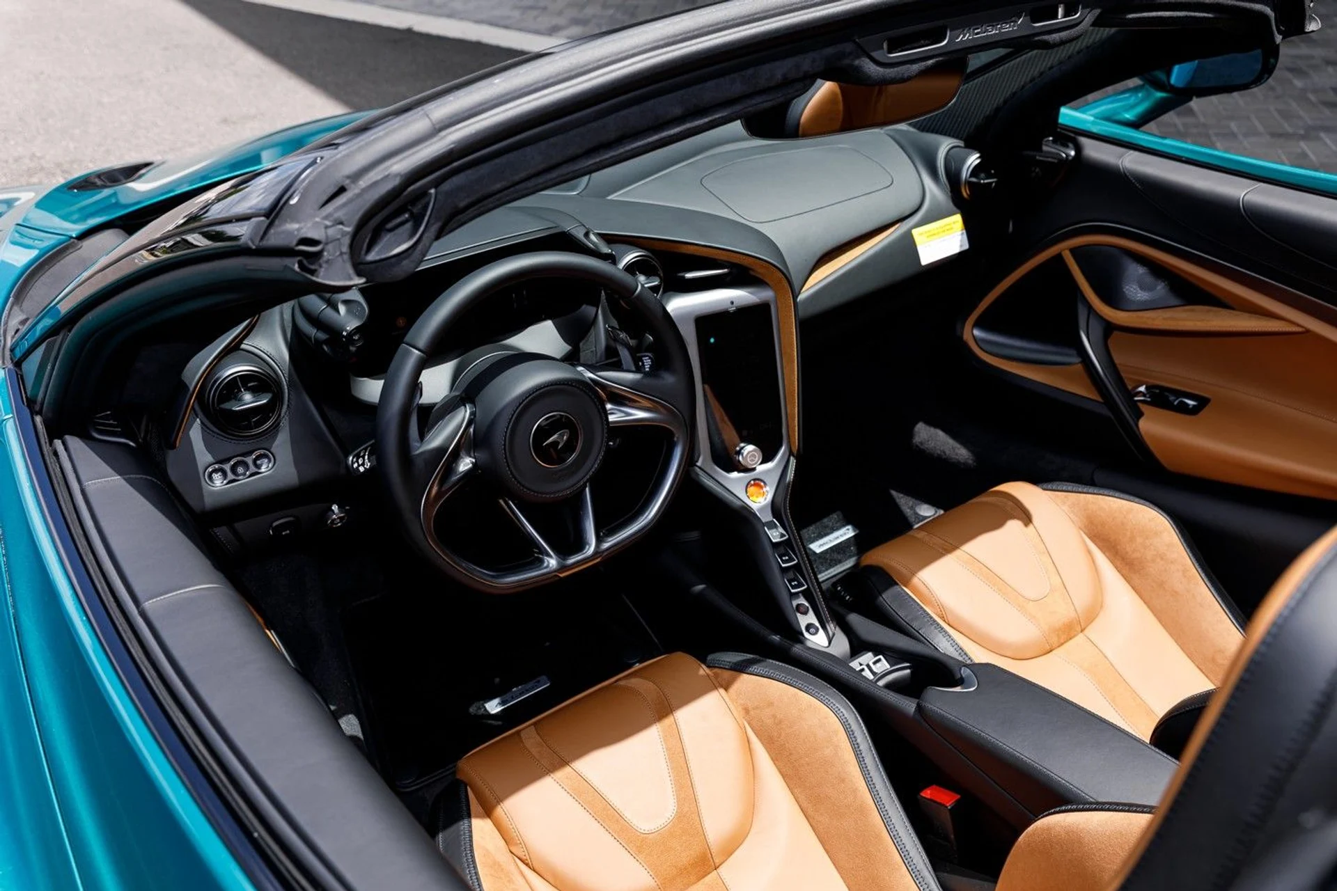 mph036_2343940717_678_p37_l_4ceeb6cd3c