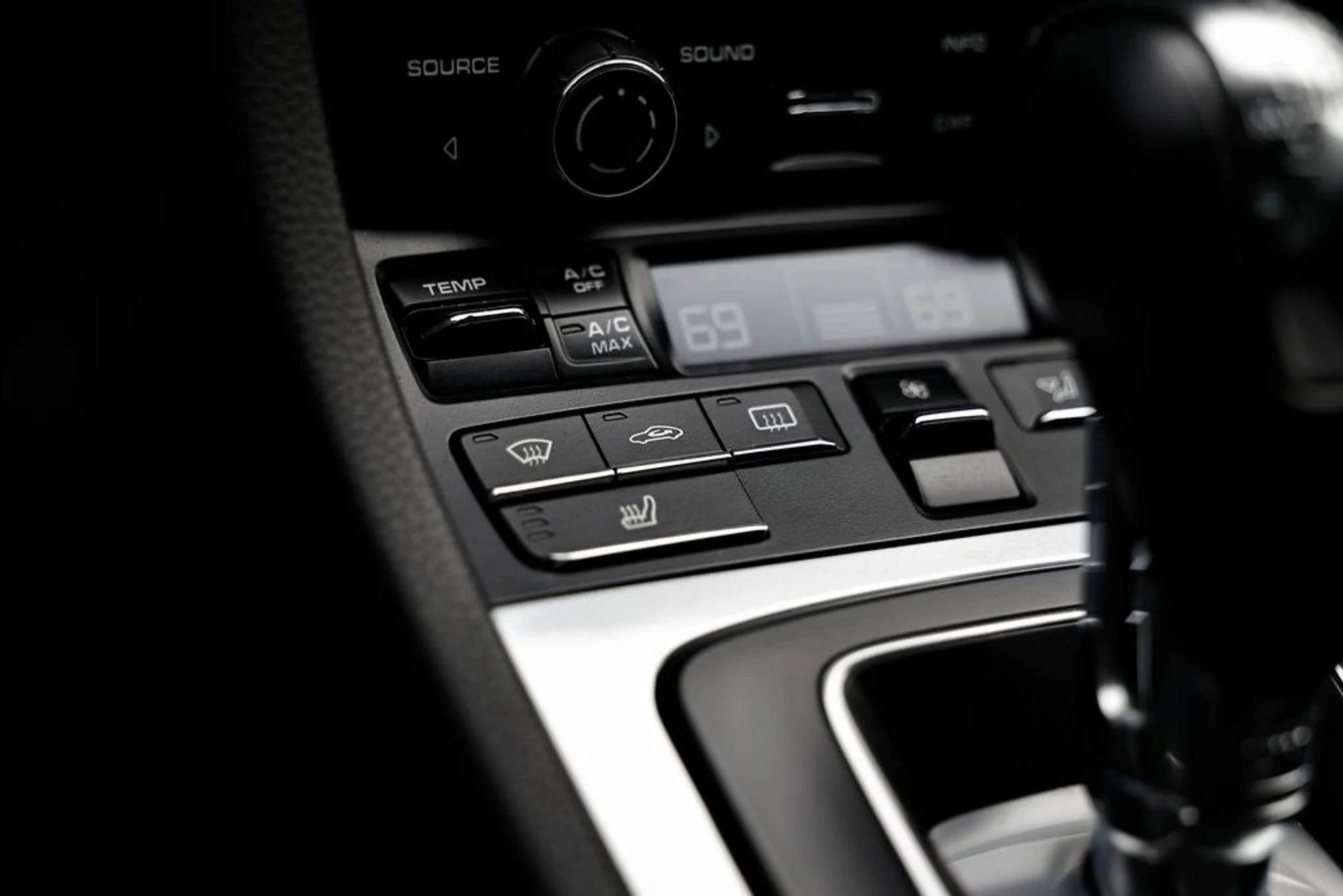 mph036_2345153868_f55731b0861f3255041c98449c328481_d355869c0b