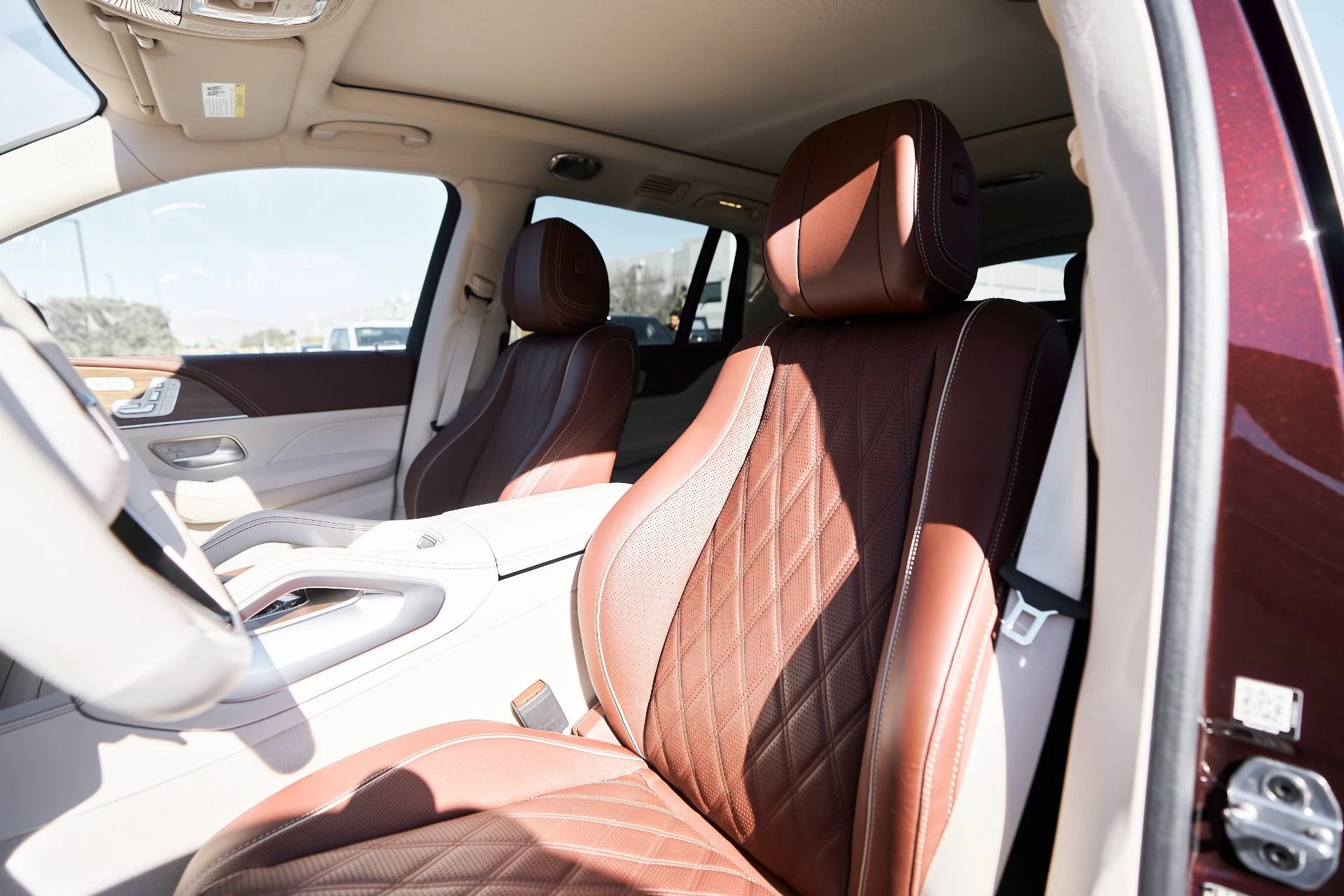 mph036_2349660175_Used_2024_Mercedes_Benz_GLS_Maybach_GLS_600_1762306370_5a81c606fc