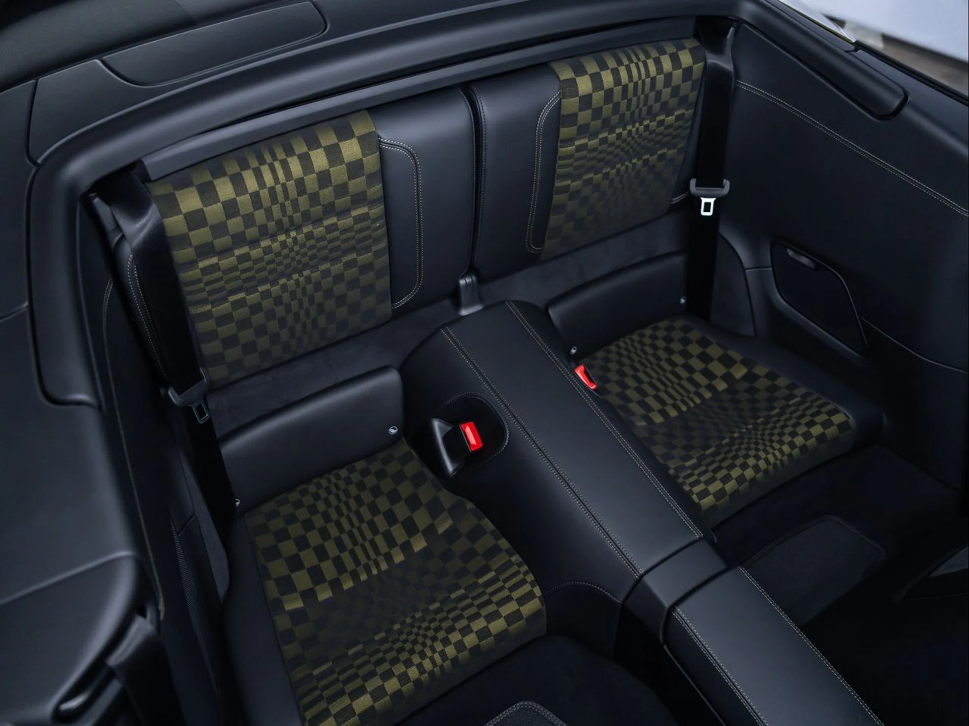 mph036_234973582_378f78522956bcab42172443c1e671ac_0cf2815c98