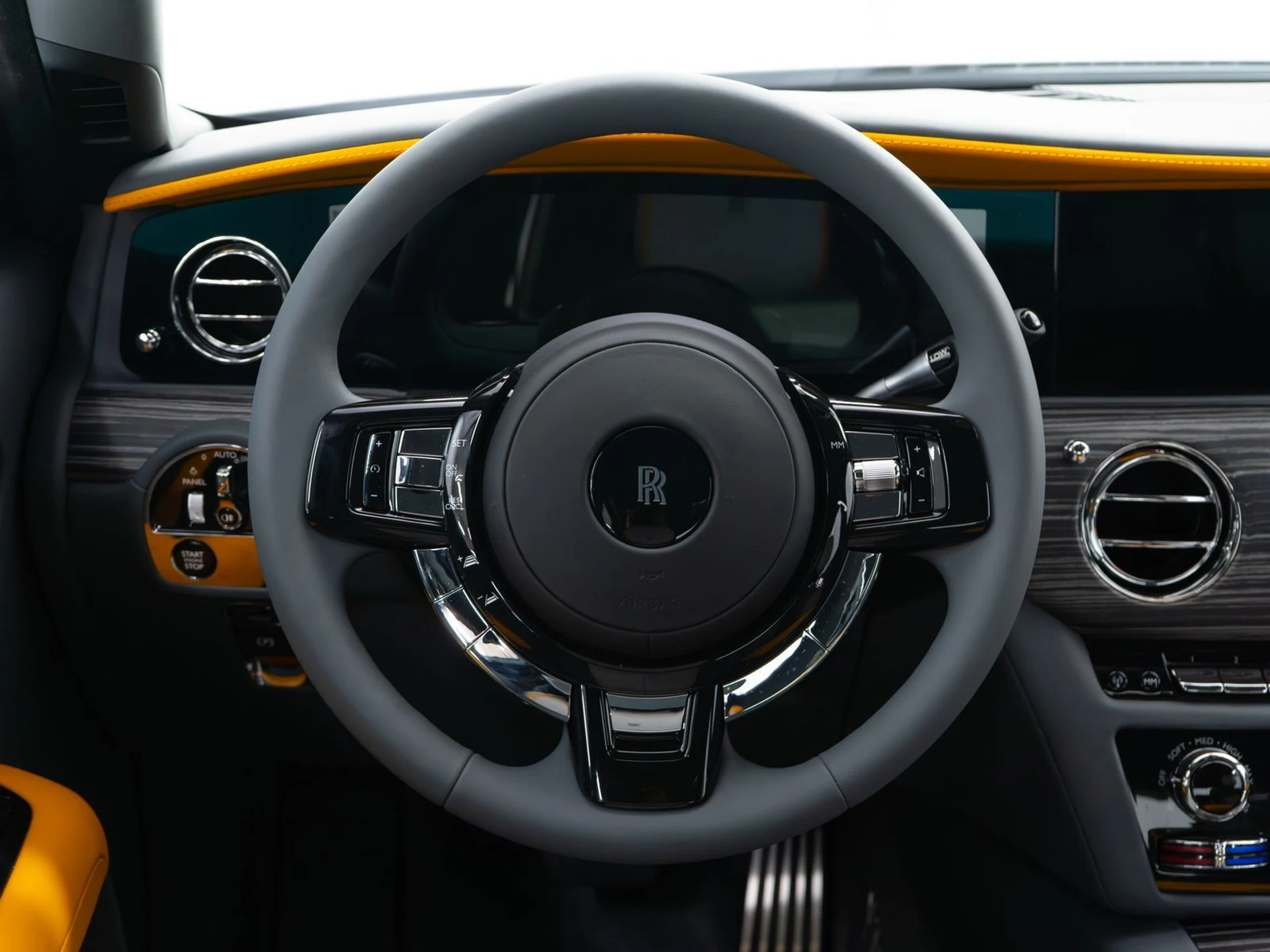 mph036_2350641291_fcd1eb88391546f327f2a9f4297252f8_b0384a9ba3