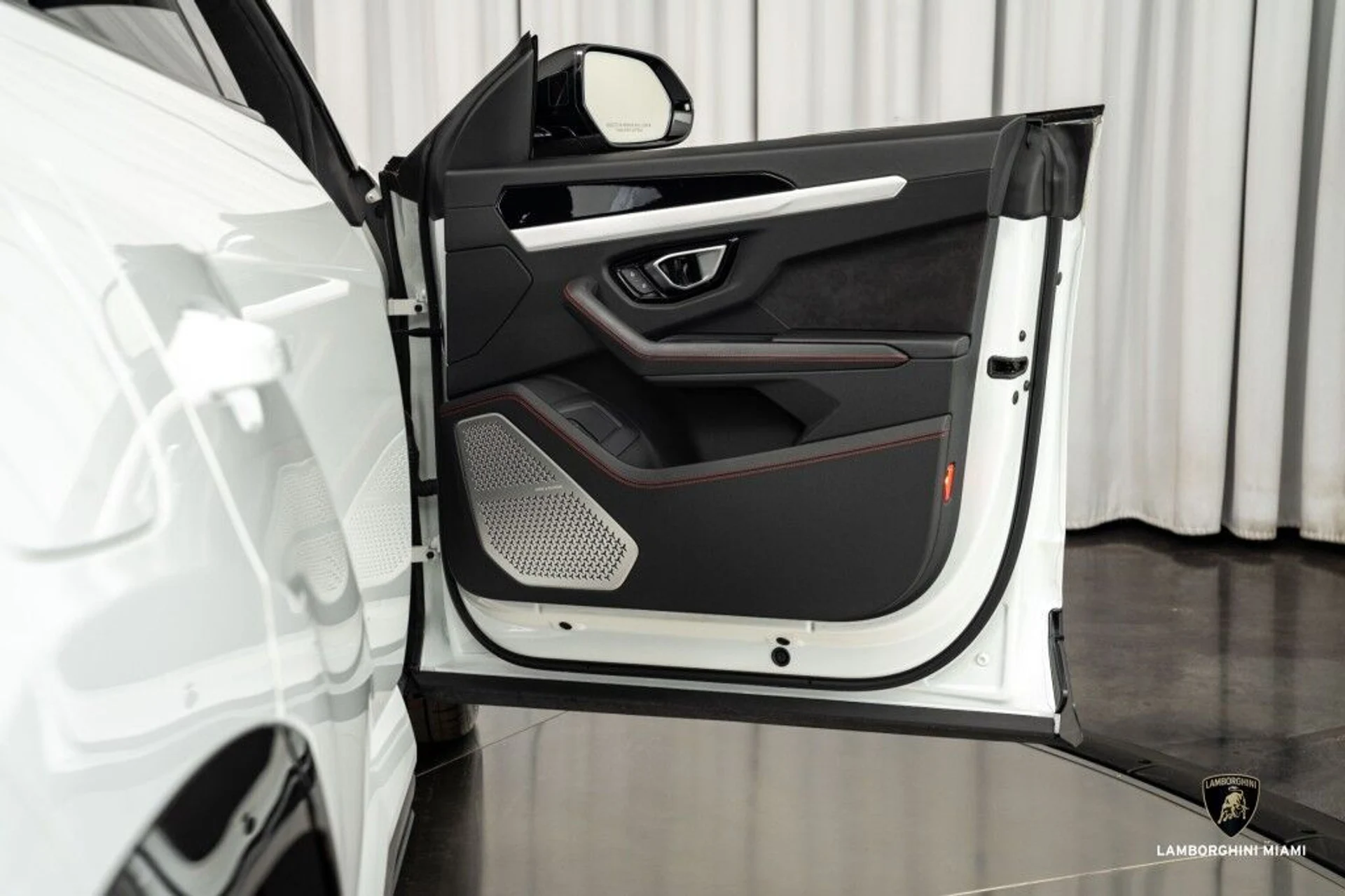 mph036_235934710_e8d3abd1d65eeed8ecf041438c251155_adfe331df3