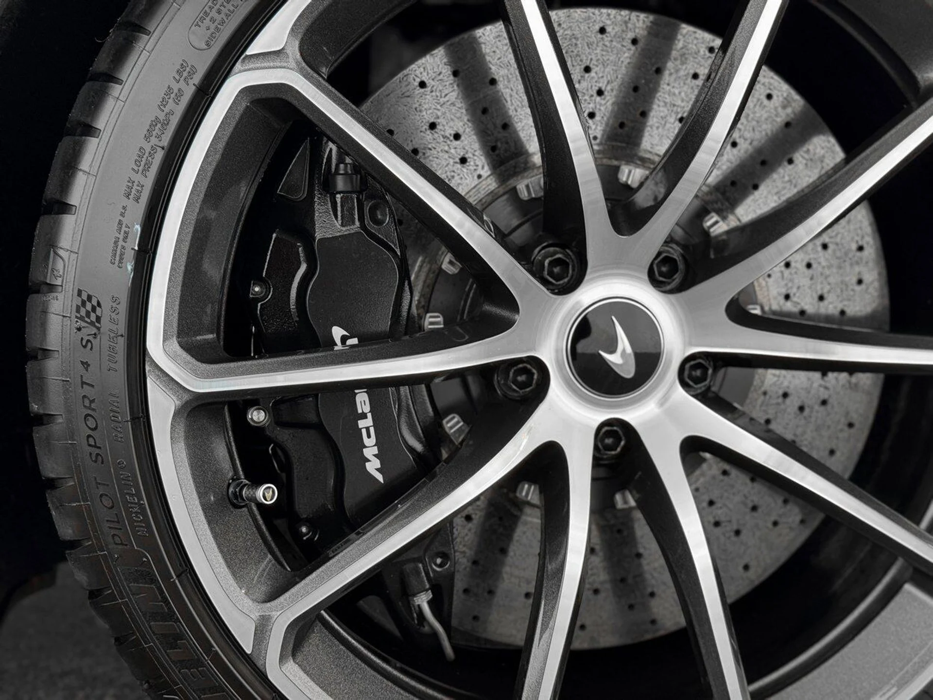 mph036_2365826789_46c0b2d51011c6692dd61c4be56d3411_f81fc2c22e