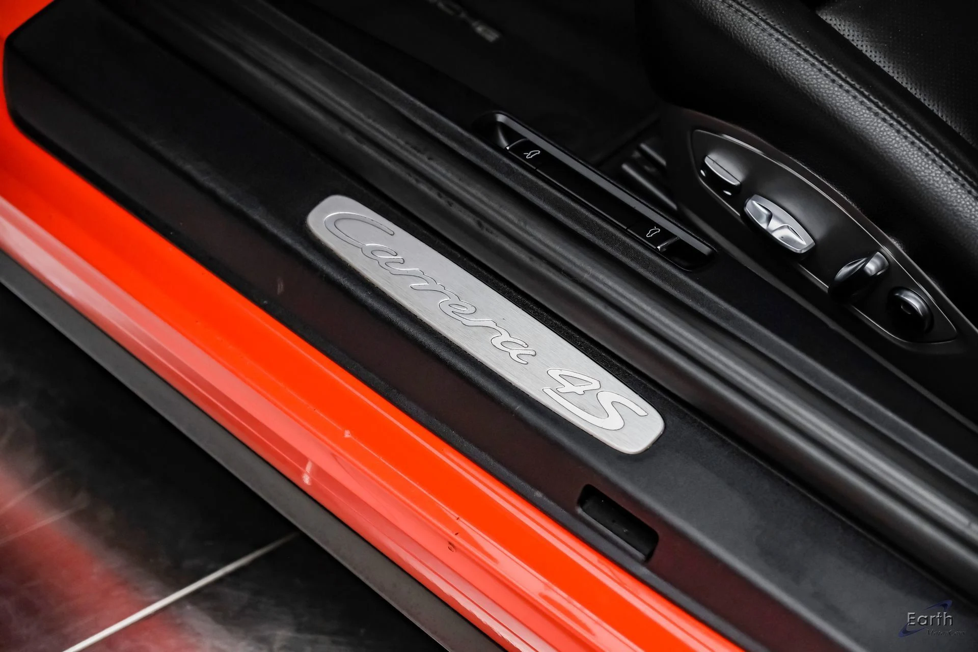 mph036_2393500424_808e846a7c1e85865d9695586374abe5x_5cf8688e28