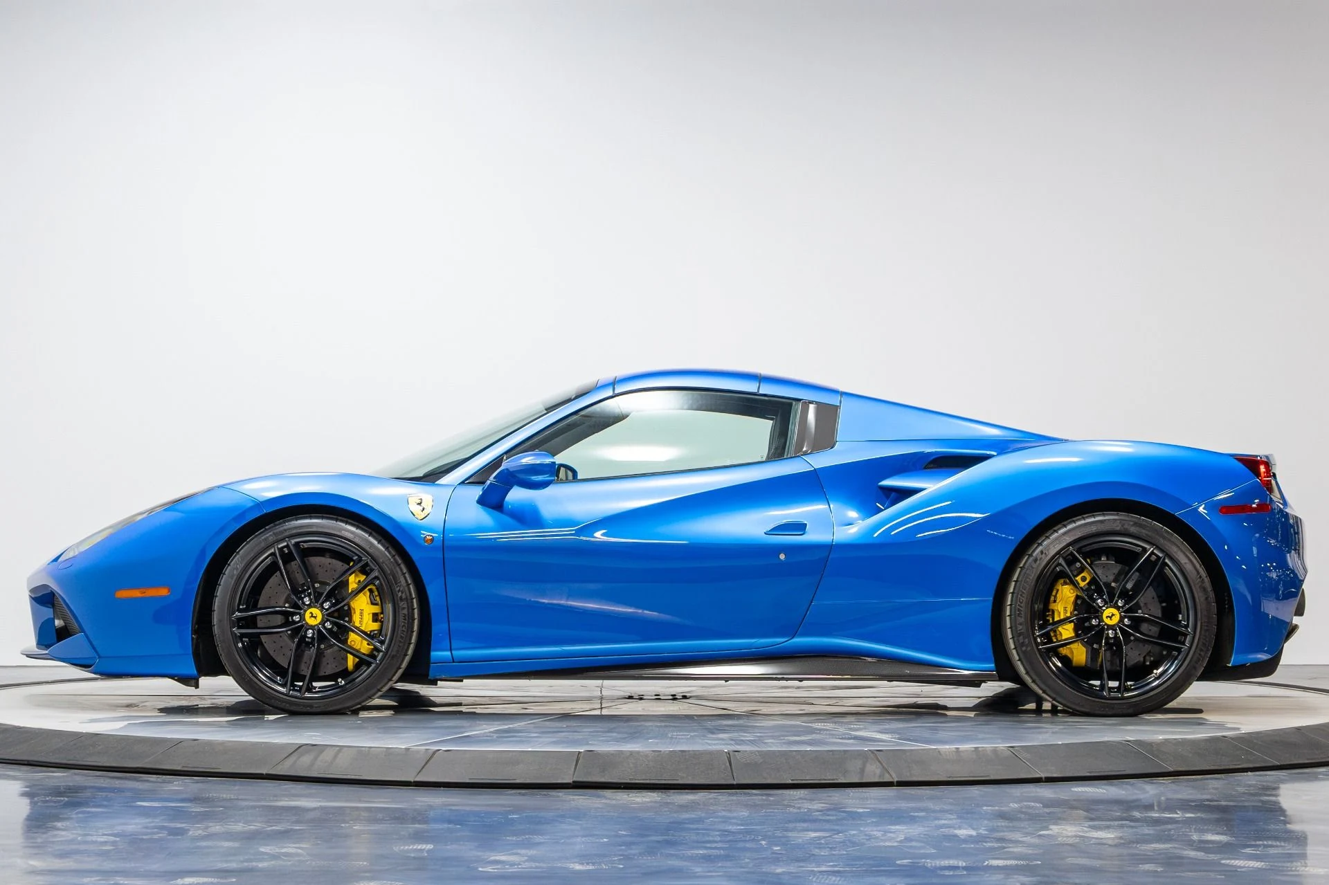 mph036_2407927667_Used_2016_Ferrari_488_Spider_1773694587_cfe614e7a4
