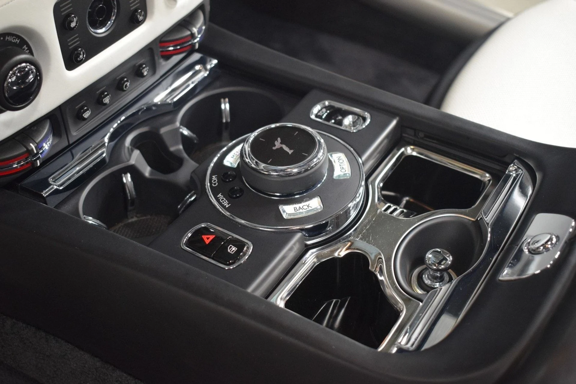 mph036_2413786156_2b963ea82ed806b1627f613b25f61506x_41bd17faca