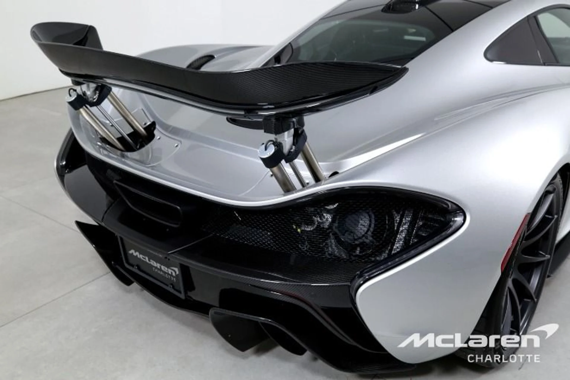 mph036_2416855394_Used_2015_Mc_Laren_P1_564bb86d6b