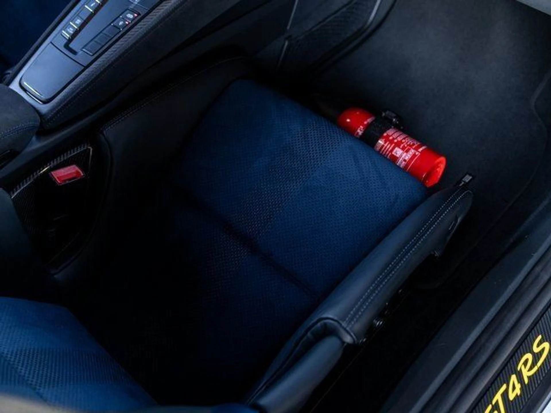 mph036_2418139022_37_5bafd4eeb8