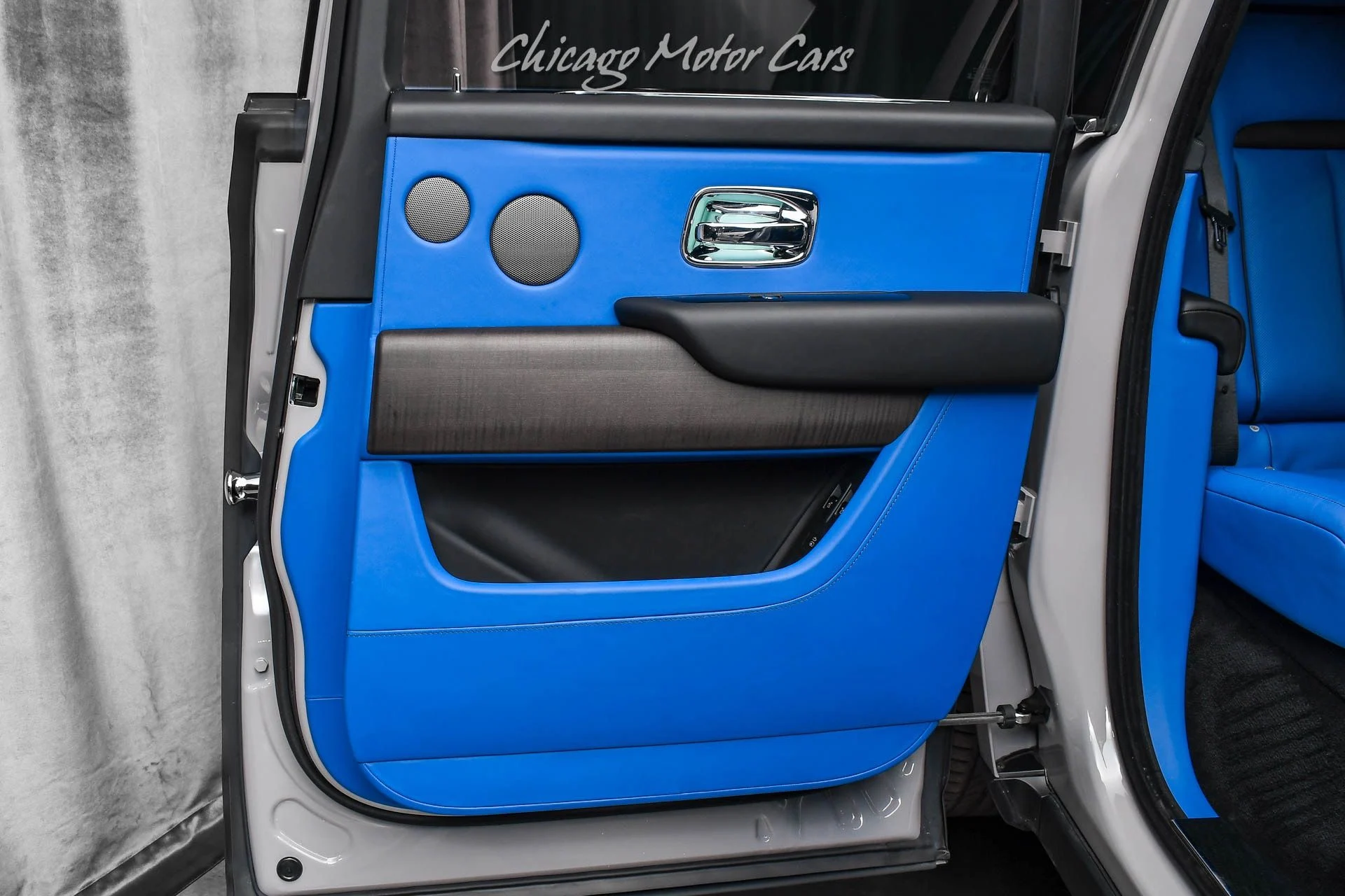 mph036_2418427482_13154_p37_l_fa06fea8e5