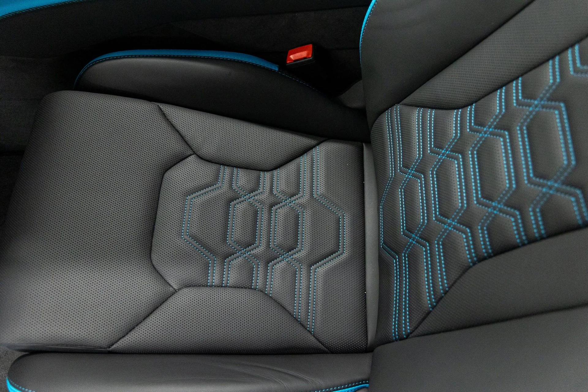 mph036_2425097721_3dc651e23253816af1d7e75da9a6fe81x_70d40fbb84