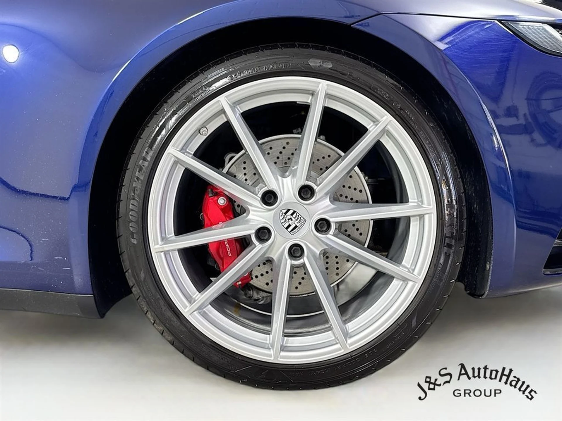 mph036_2440607376_5js5ebzmsg9uiipt4lyrqo1bt7rk_fc1ea6a6ff