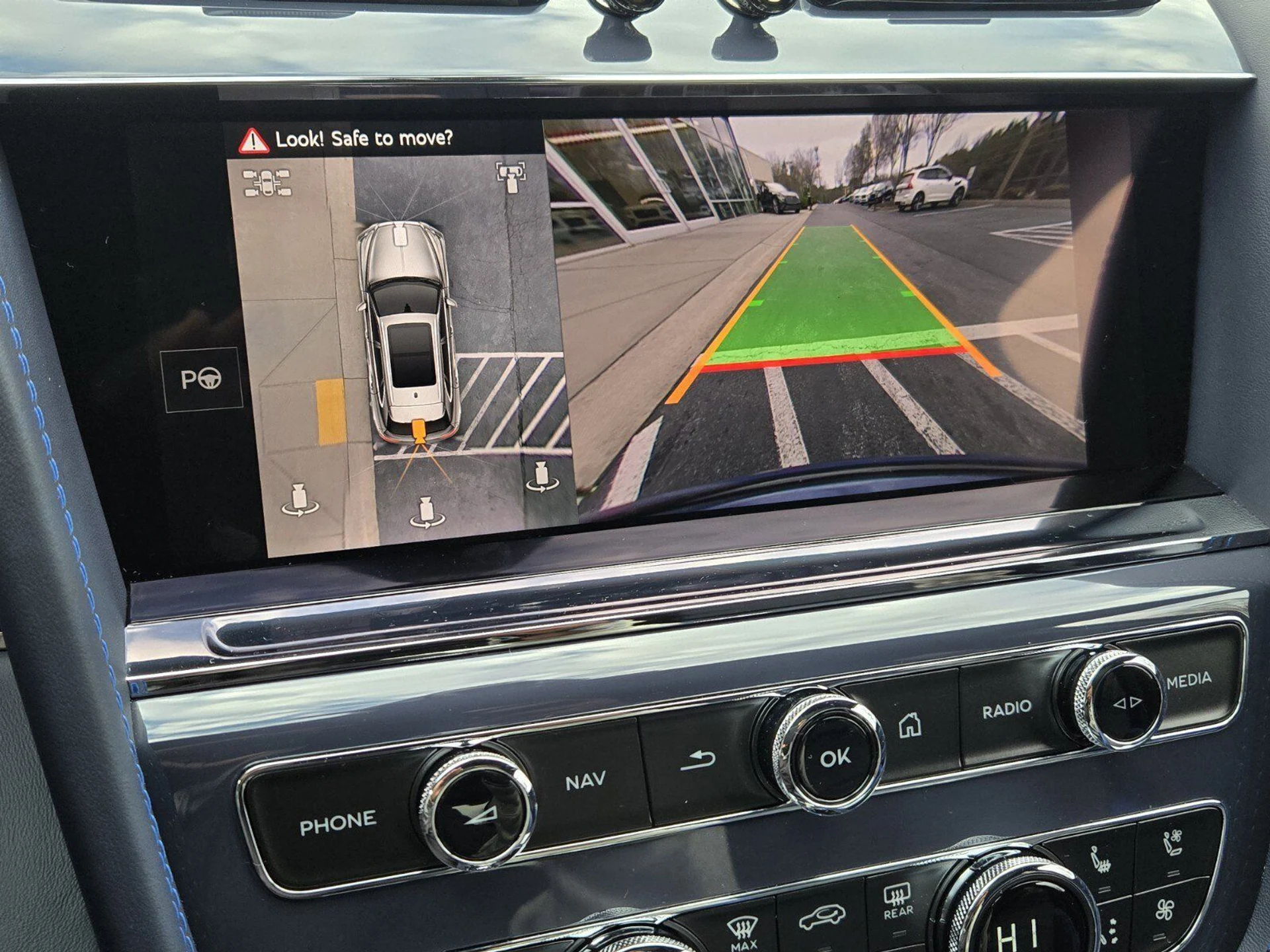 mph036_2446338686_ae1a3a3781eeffa53bfe3008df9a04c7x_c5441e612a