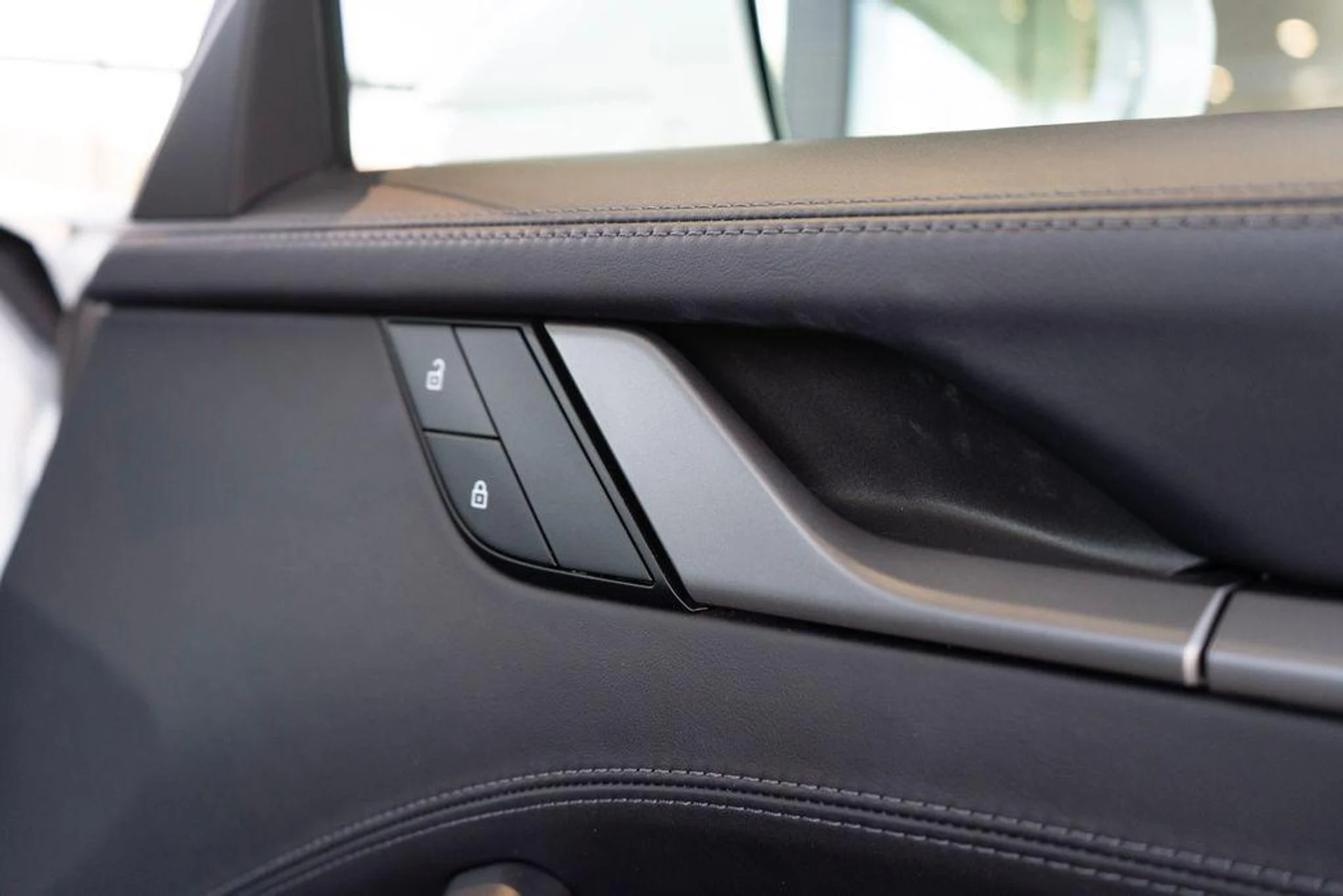 mph036_2448615793_E_A7_G7_Igr_Shrh_Nq_Bl0a_J_Sd_AO_3_SI_10fbb3b4f0