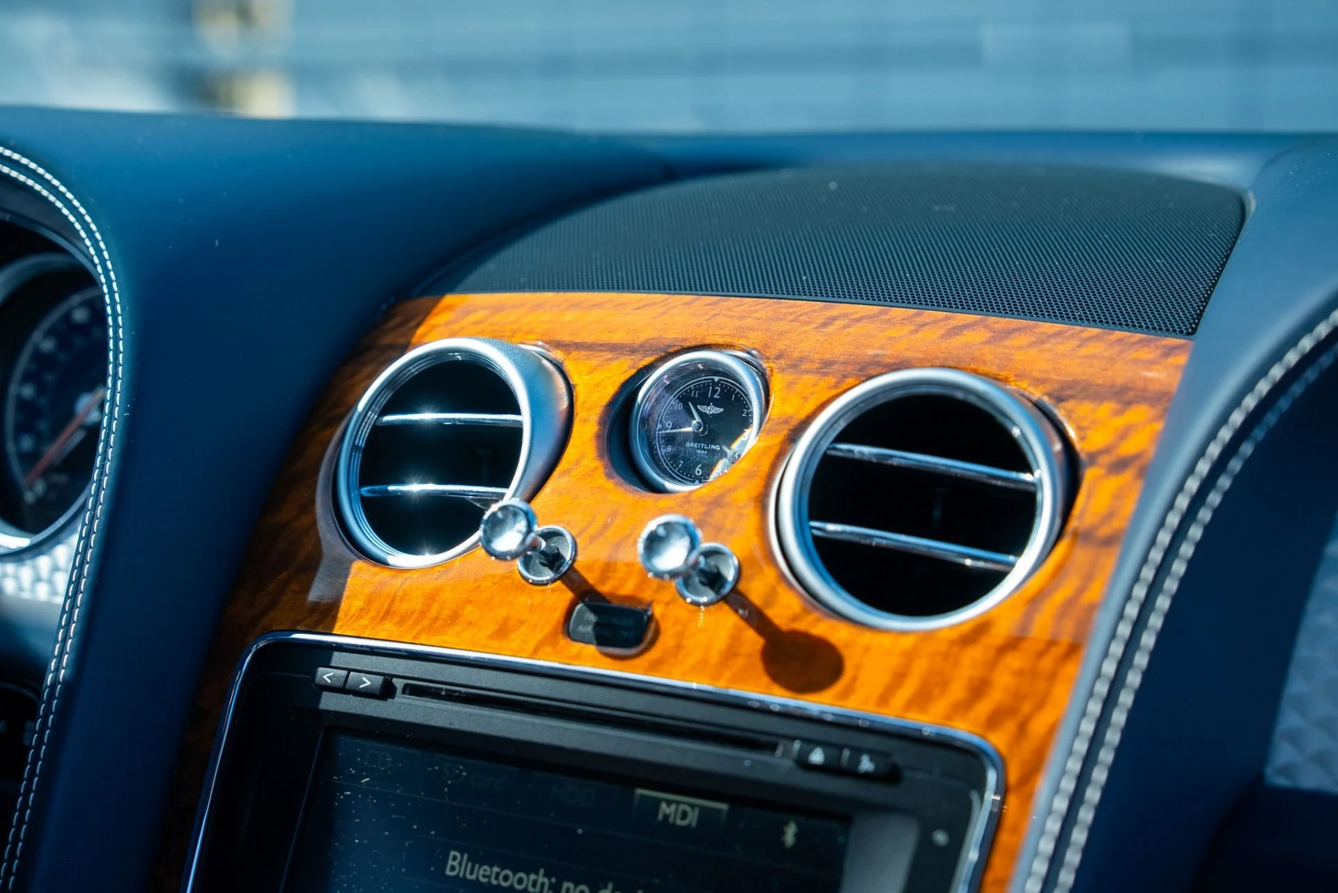 mph036_2452032732_Used_2016_Bentley_Continental_GT_V8_1762542237_996326066d